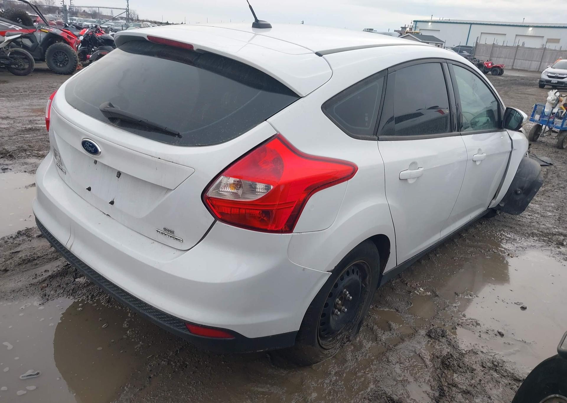 2013 FORD FOCUS SE
