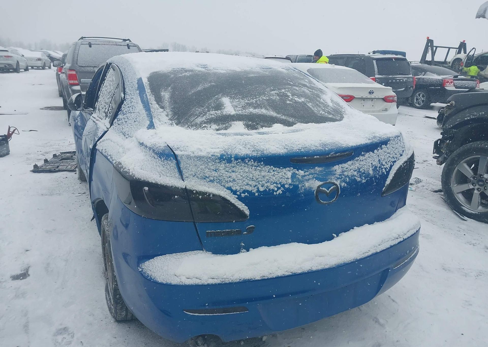 2013 MAZDA MAZDA3