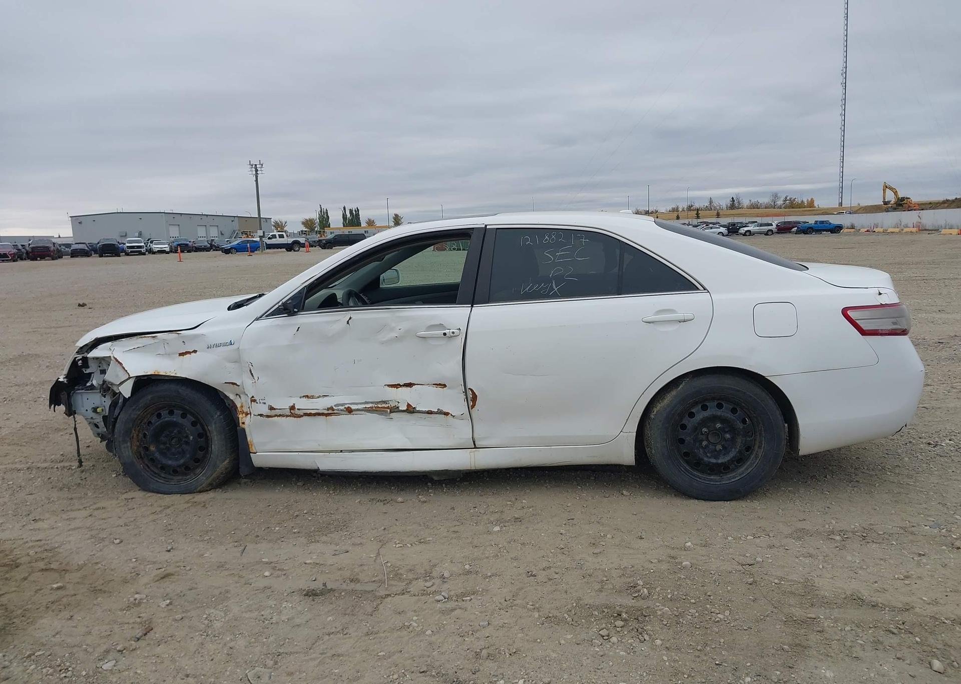 2011 TOYOTA CAMRY HYBRID