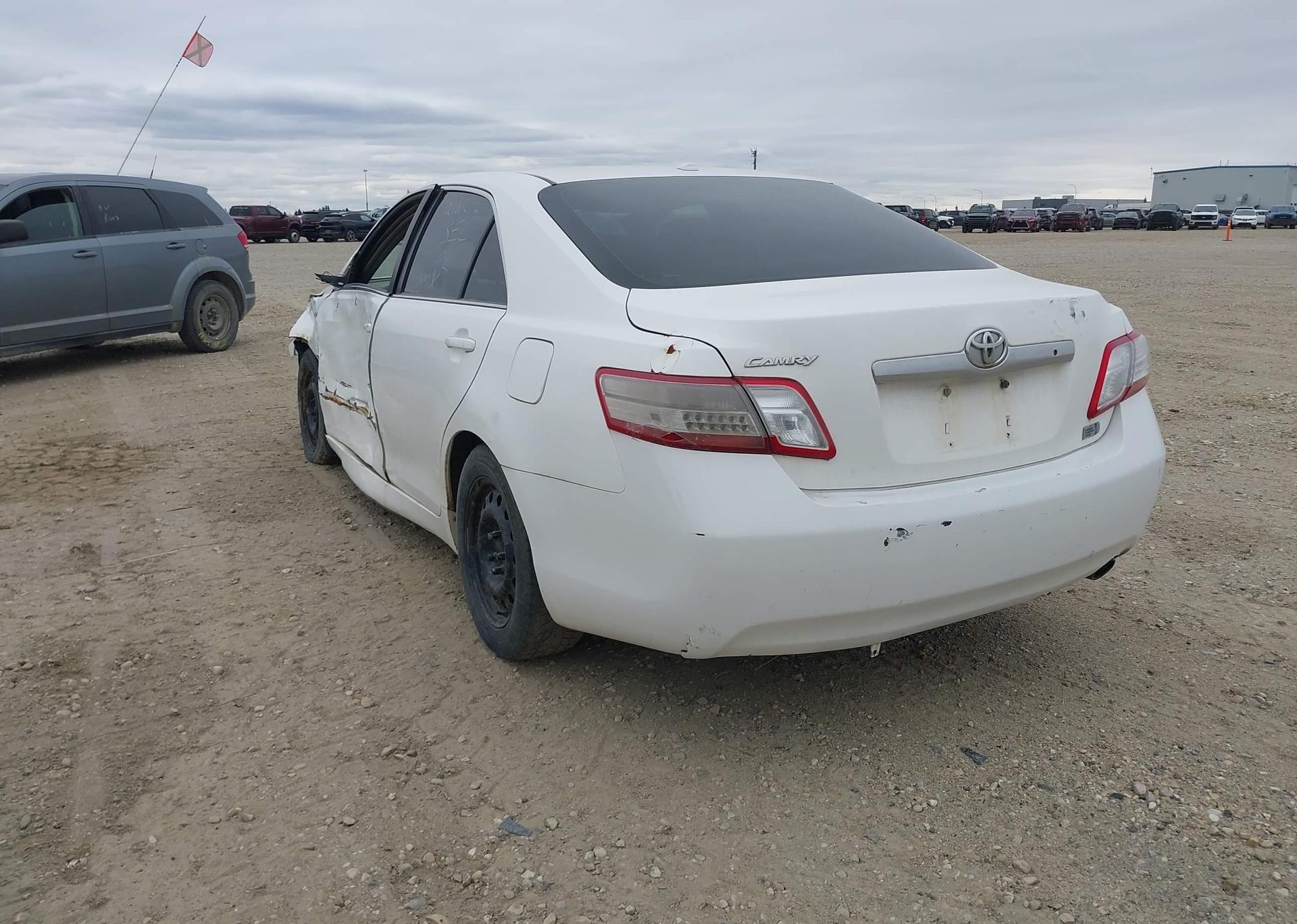 2011 TOYOTA CAMRY HYBRID