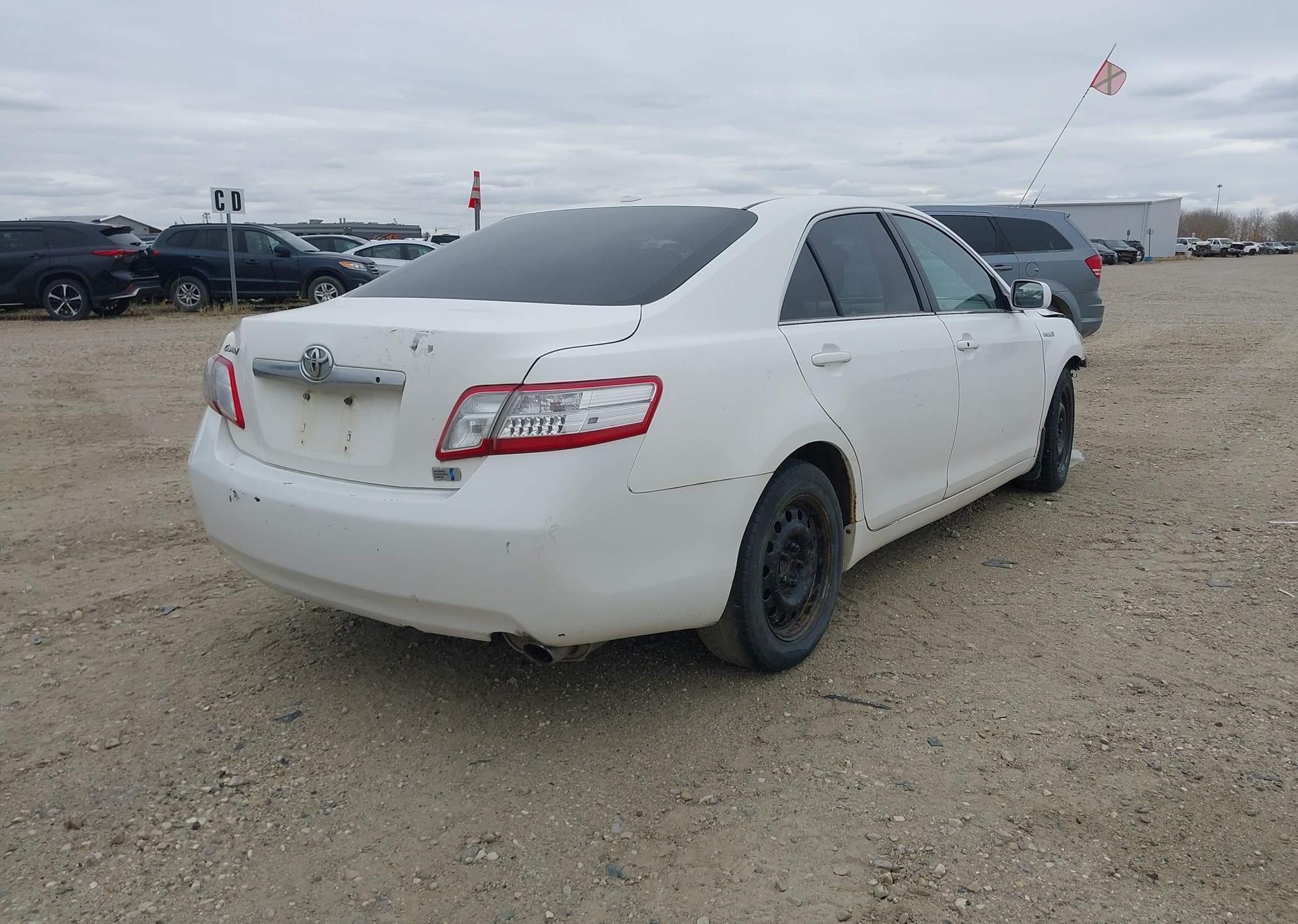 2011 TOYOTA CAMRY HYBRID
