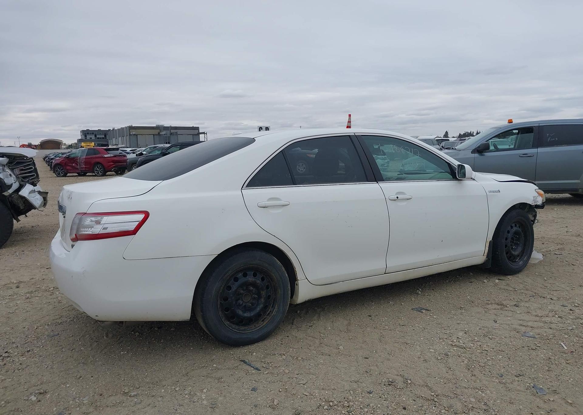 2011 TOYOTA CAMRY HYBRID
