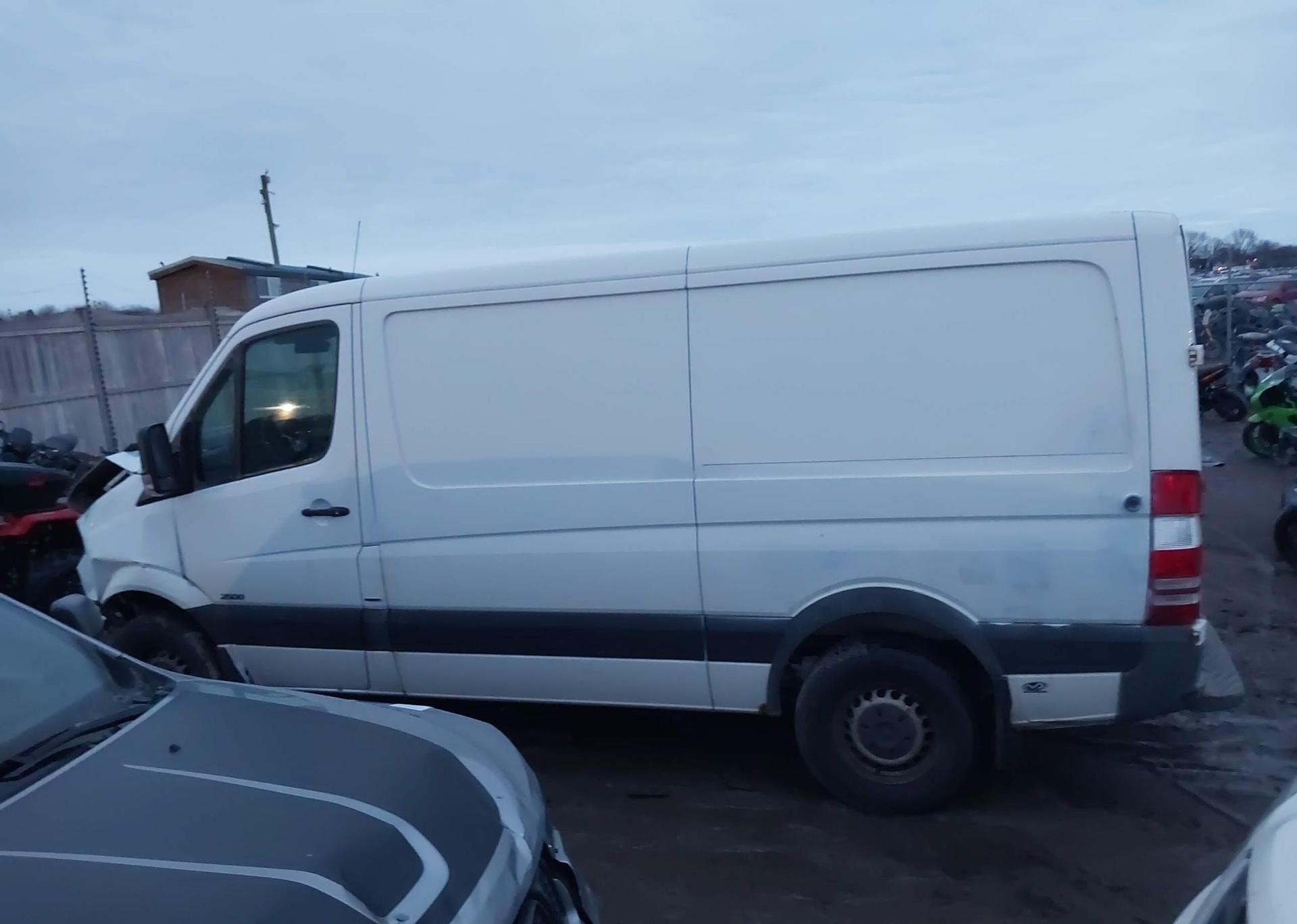 2011 MERCEDES-BENZ SPRINTER S