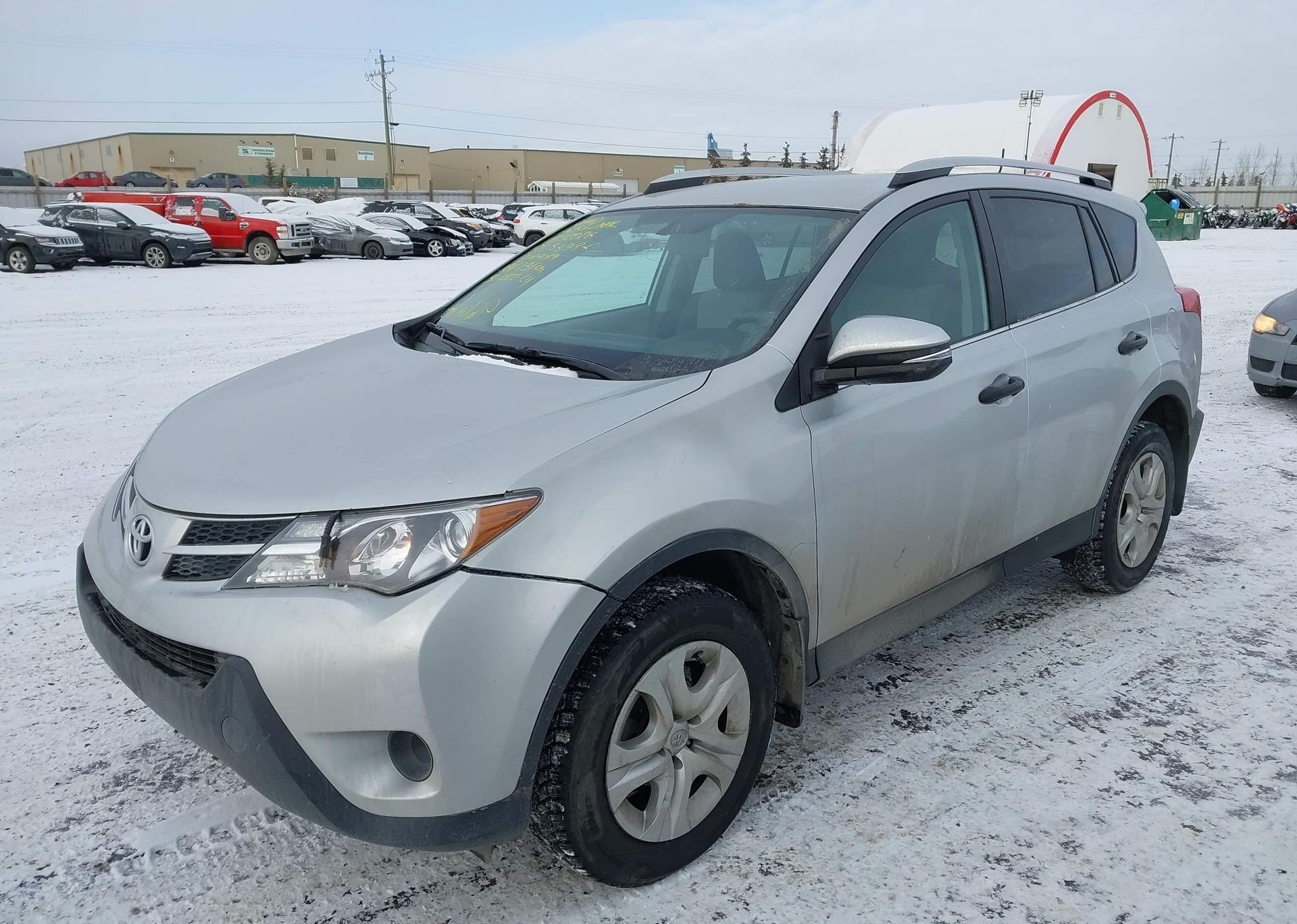 2013 TOYOTA RAV4 LE