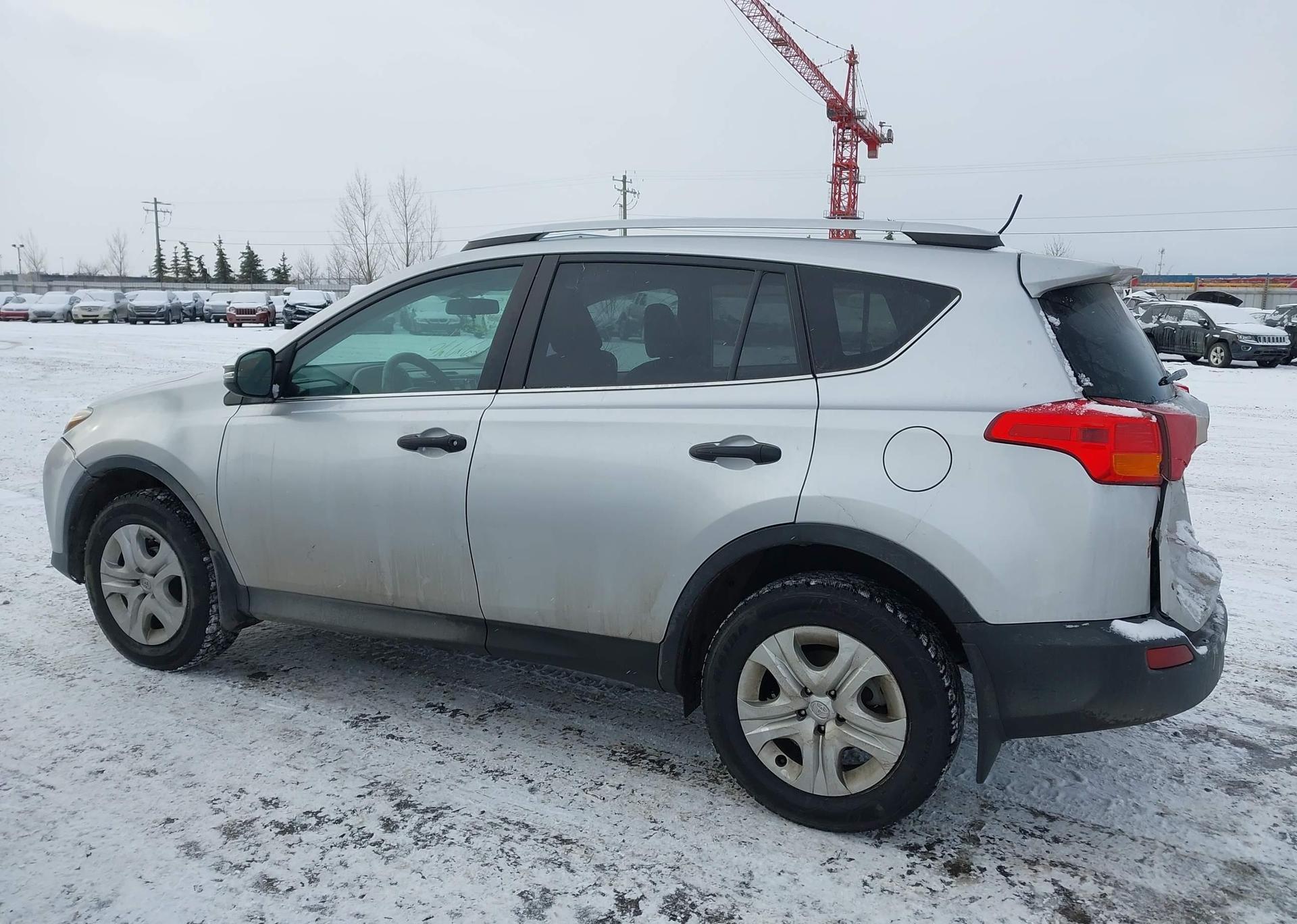 2013 TOYOTA RAV4 LE