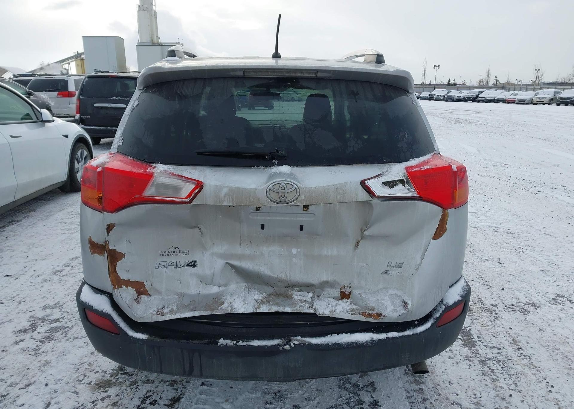 2013 TOYOTA RAV4 LE