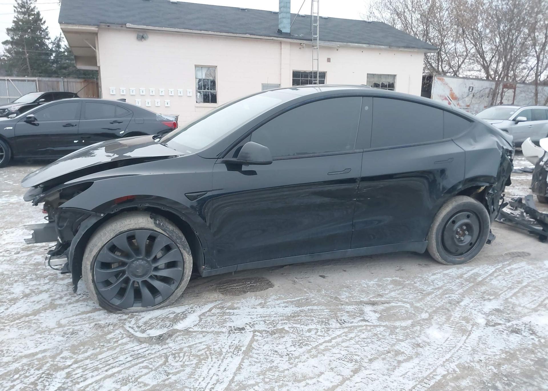2022 TESLA MODEL Y