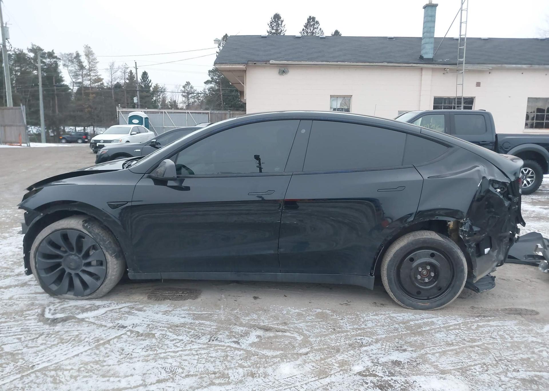 2022 TESLA MODEL Y