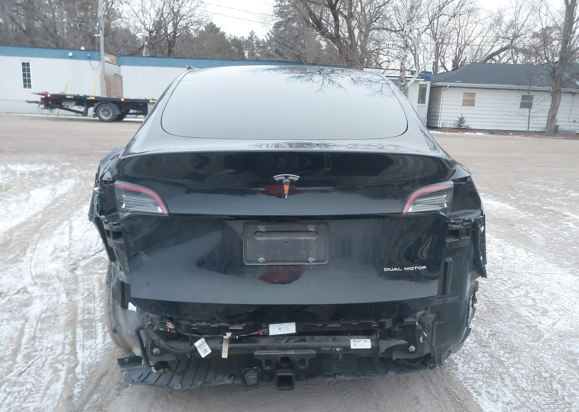 2022 TESLA MODEL Y