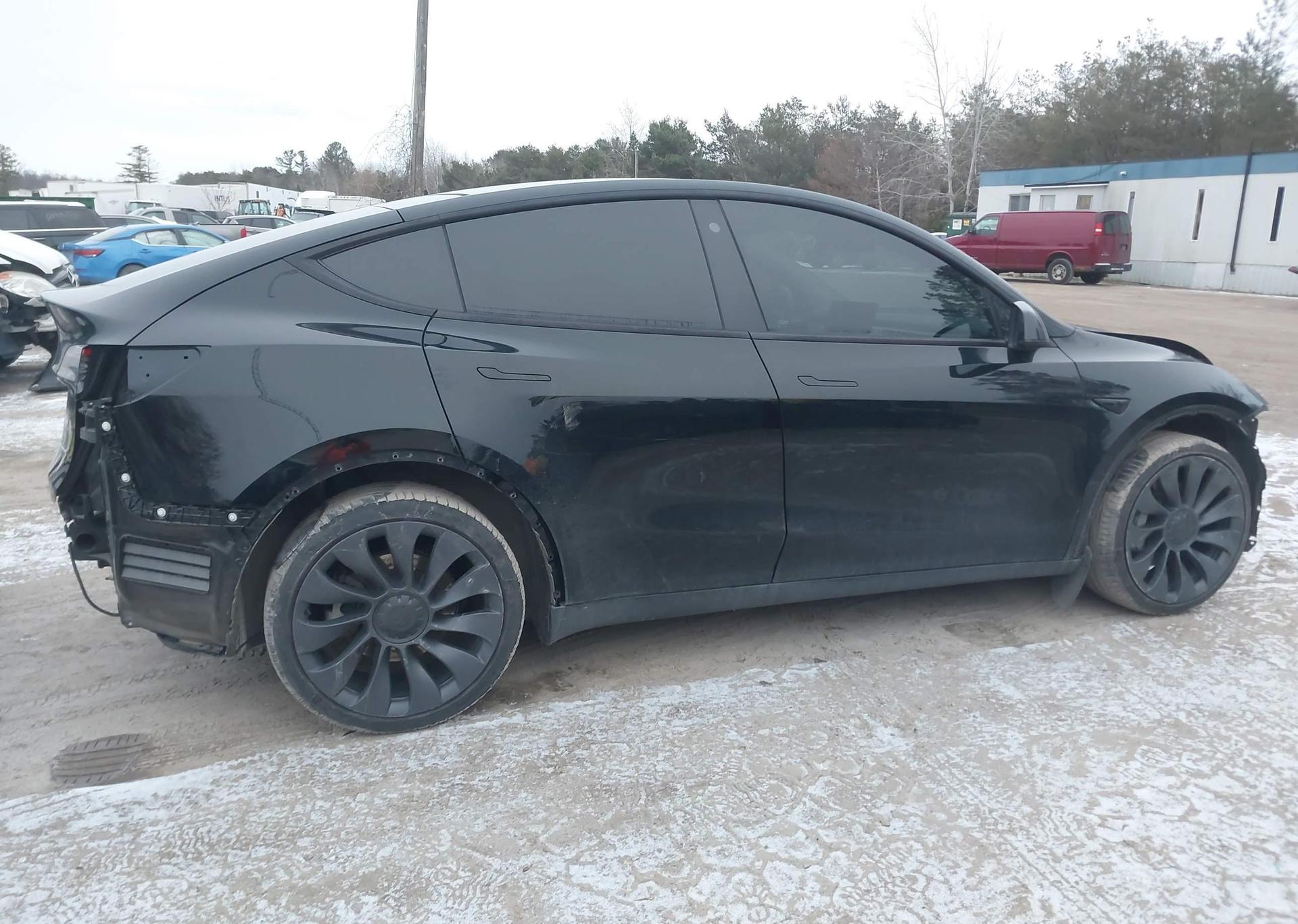 2022 TESLA MODEL Y