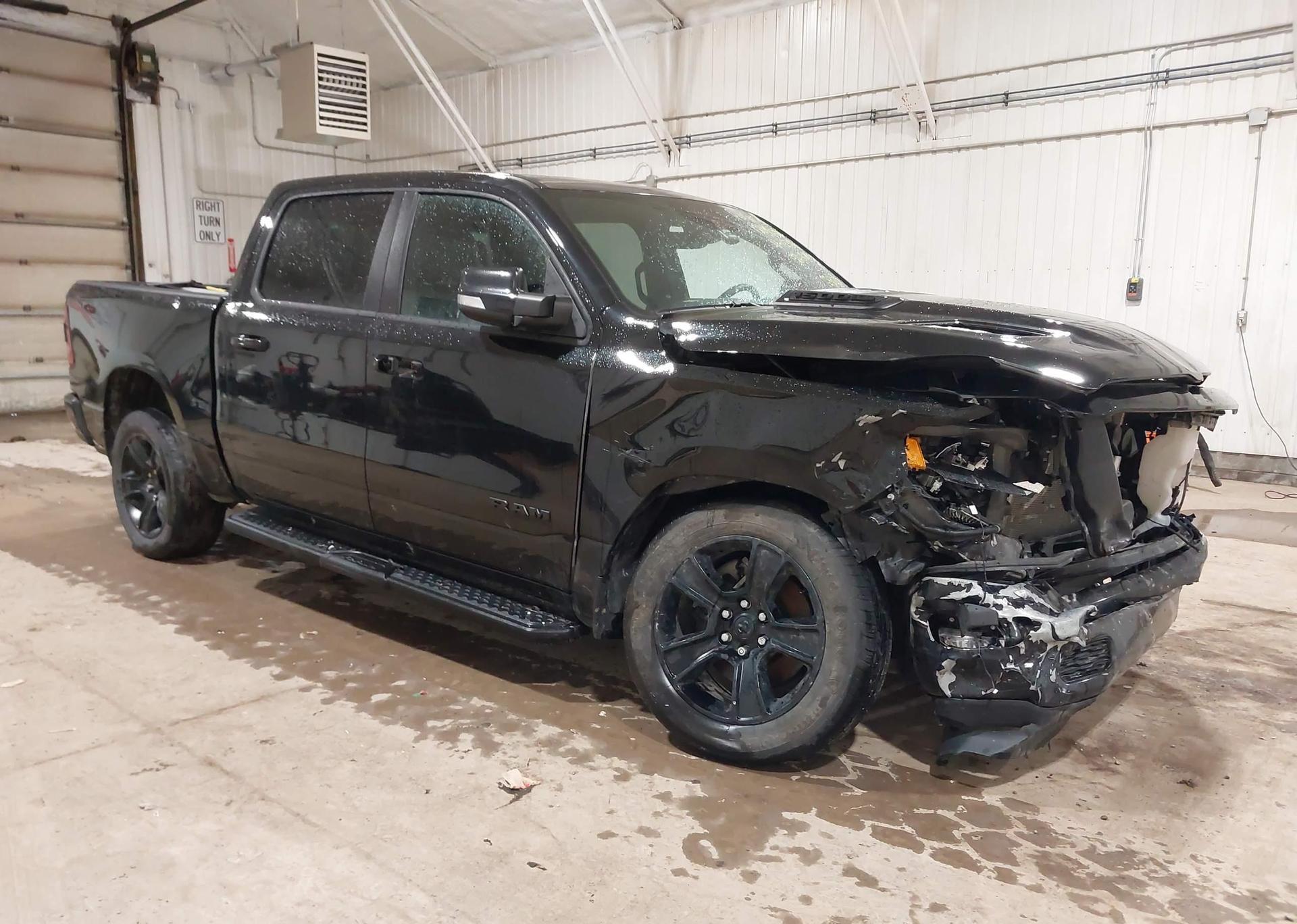 2022 RAM 1500 SPORT