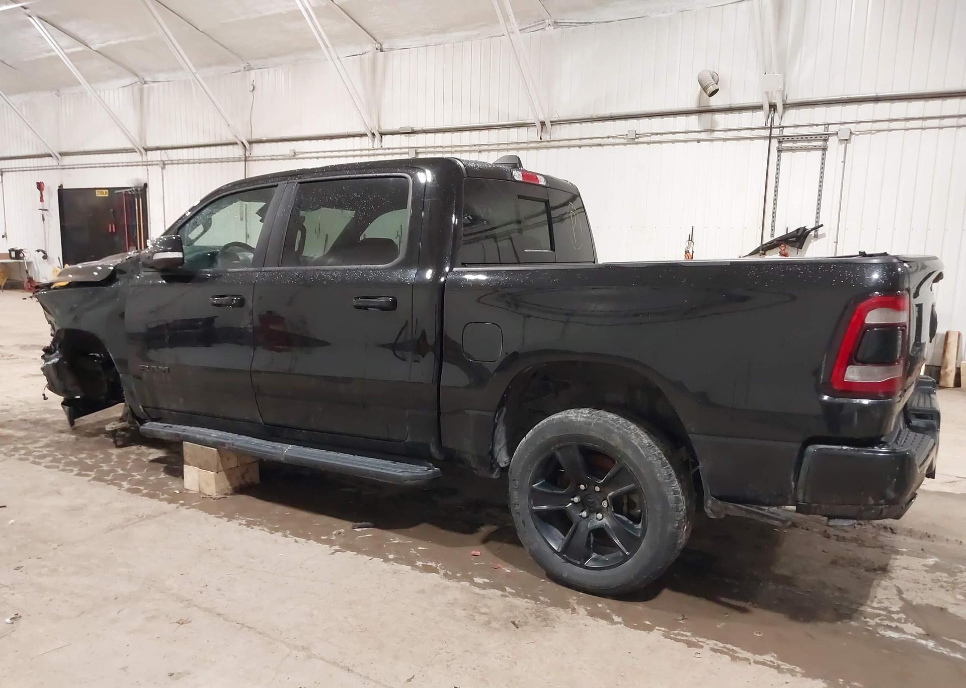 2022 RAM 1500 SPORT