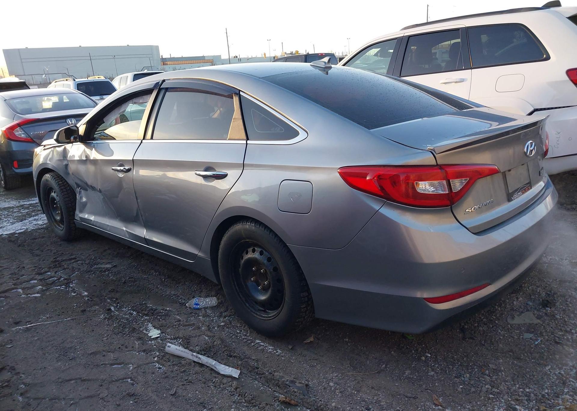 2017 HYUNDAI SONATA SE