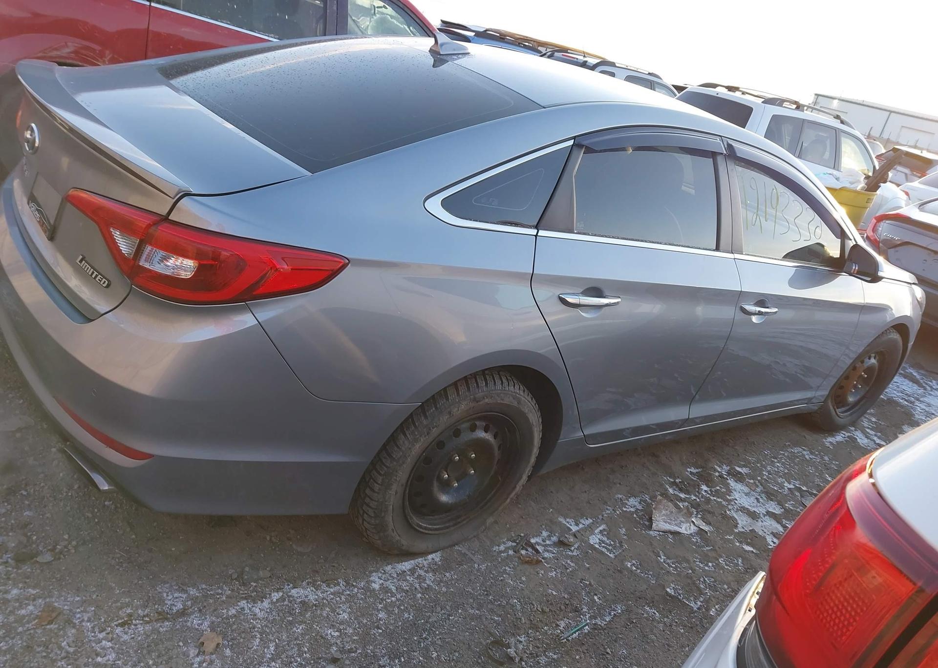 2017 HYUNDAI SONATA SE