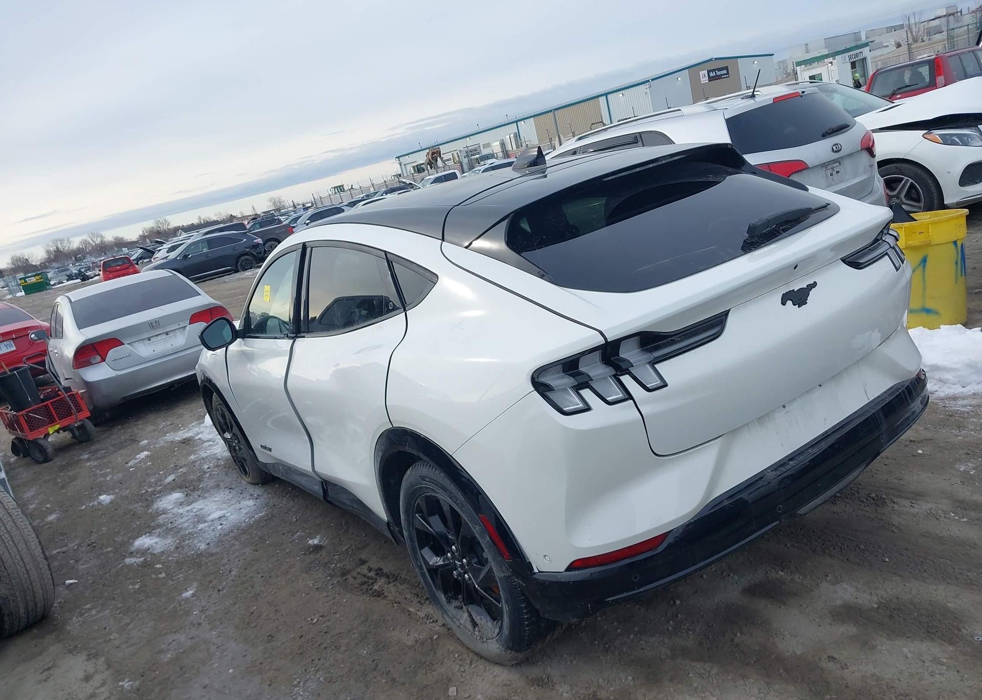 2023 FORD MUSTANG MACH-E PREMIUM