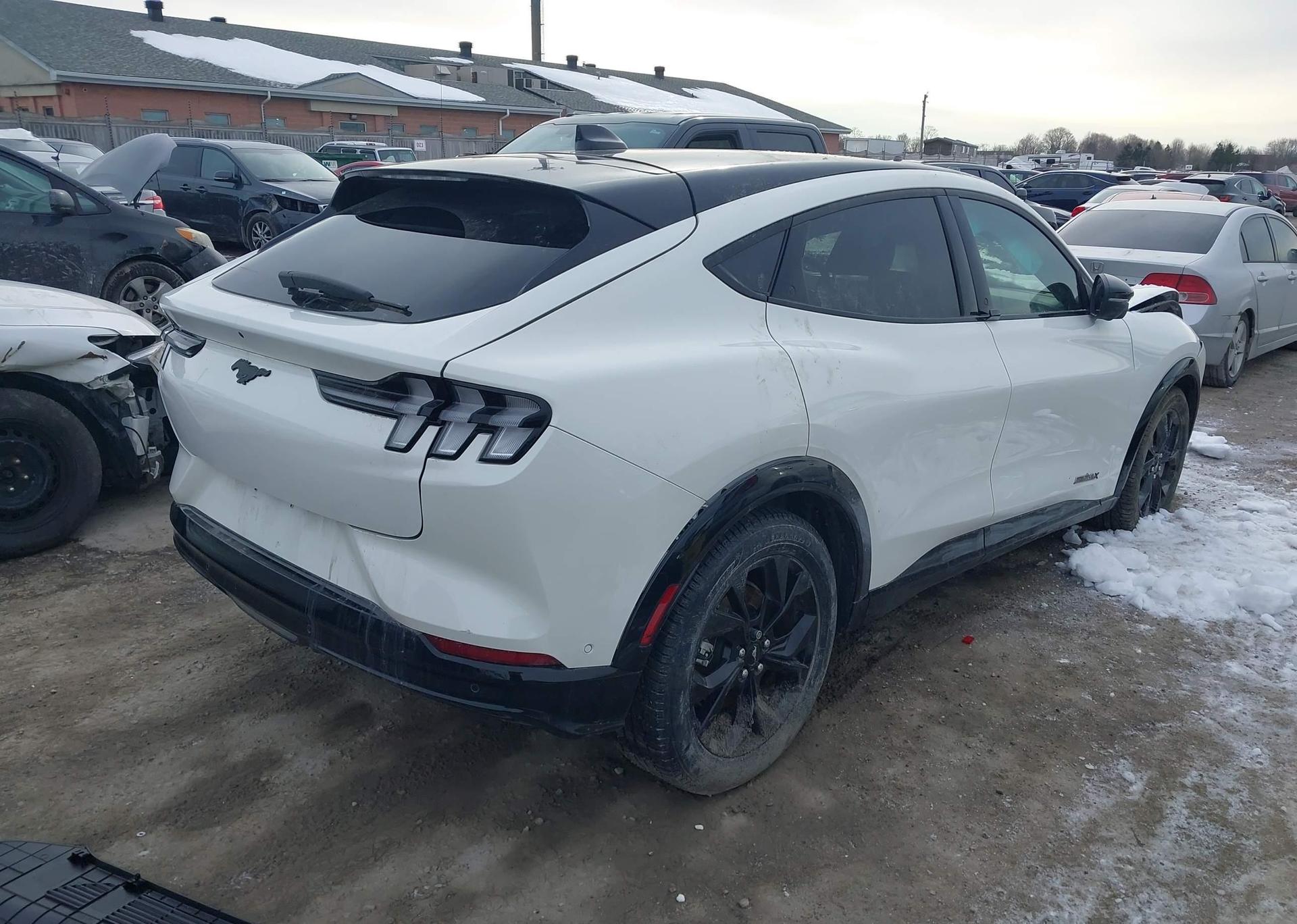 2023 FORD MUSTANG MACH-E PREMIUM