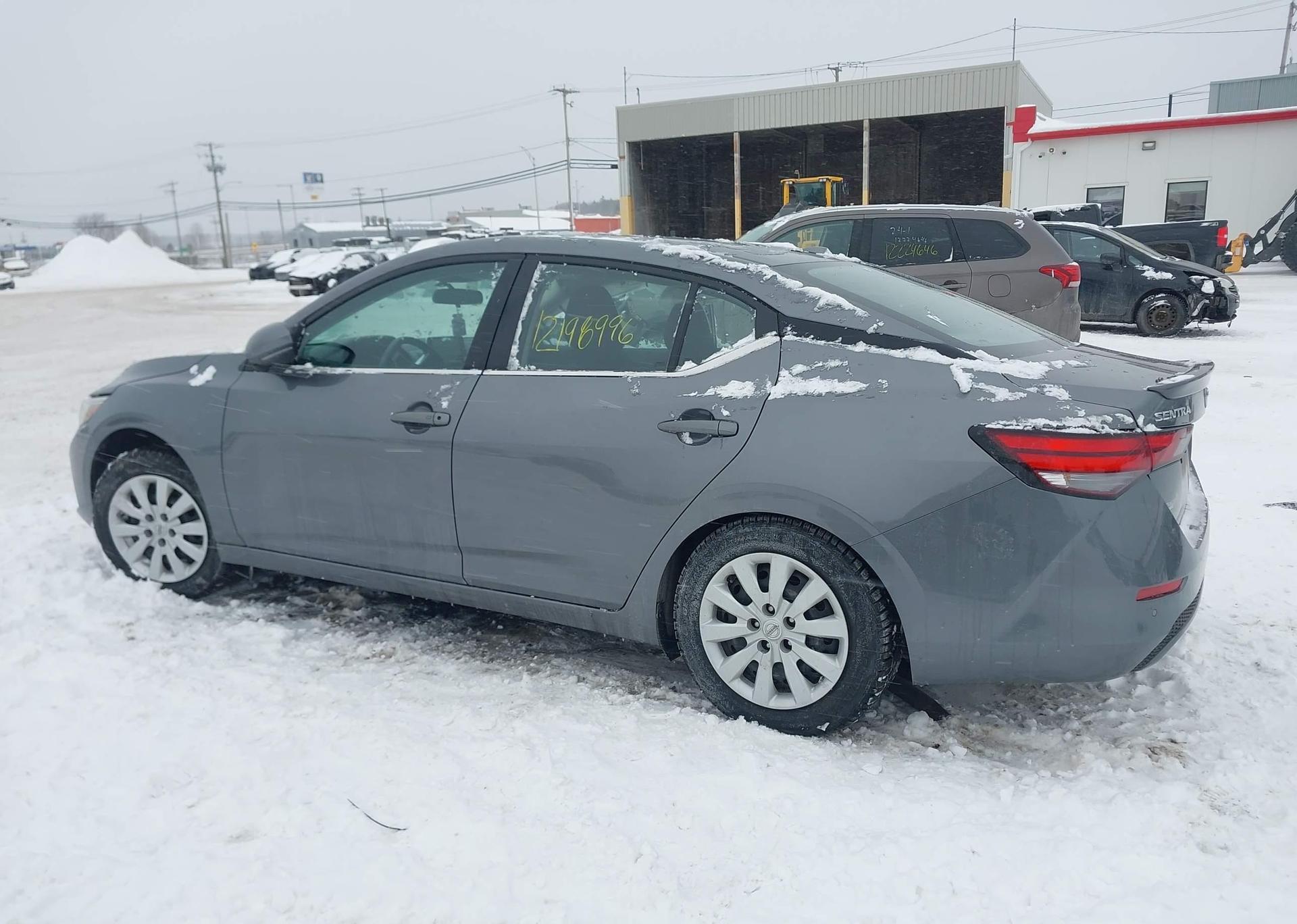 2022 NISSAN SENTRA