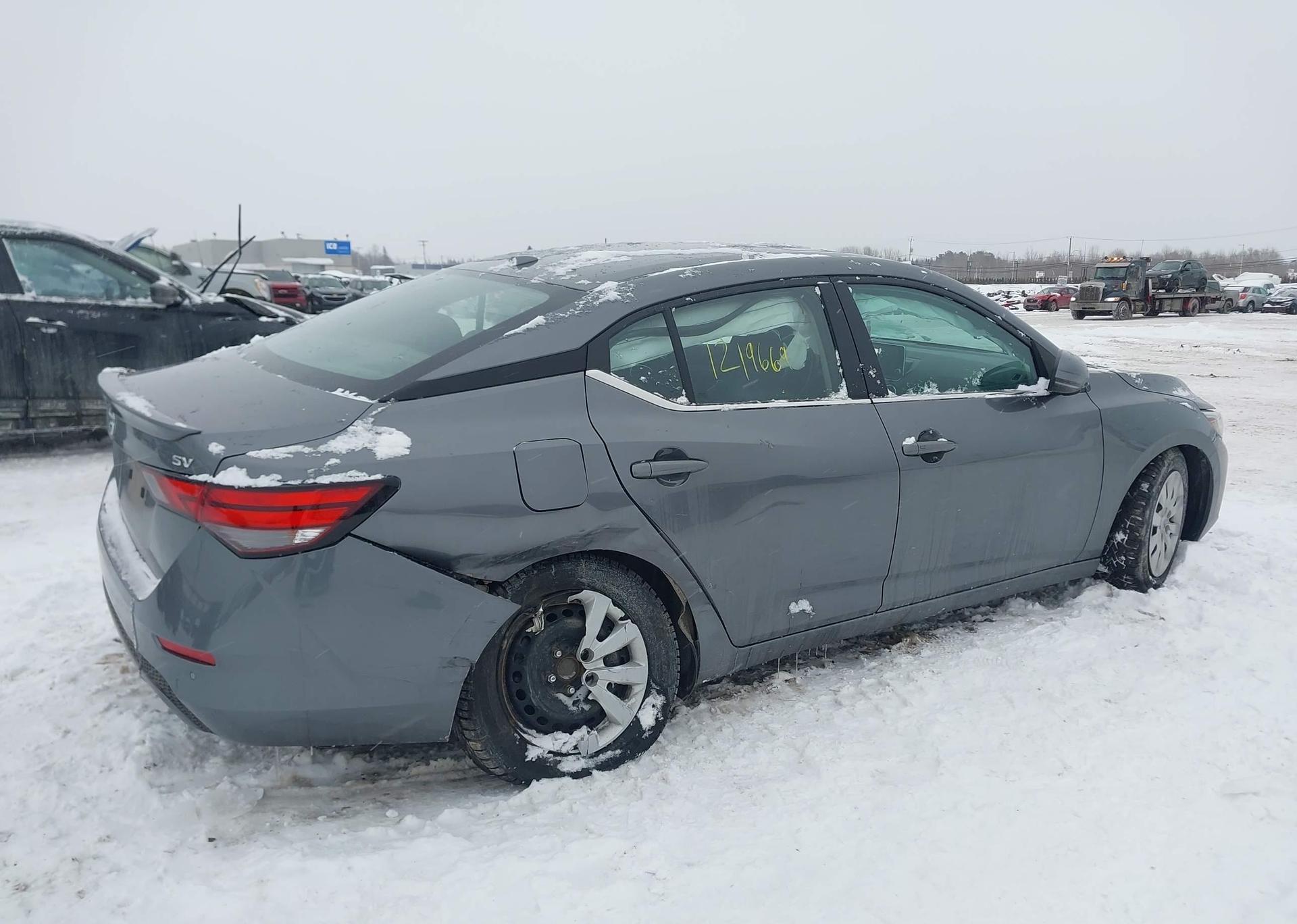 2022 NISSAN SENTRA