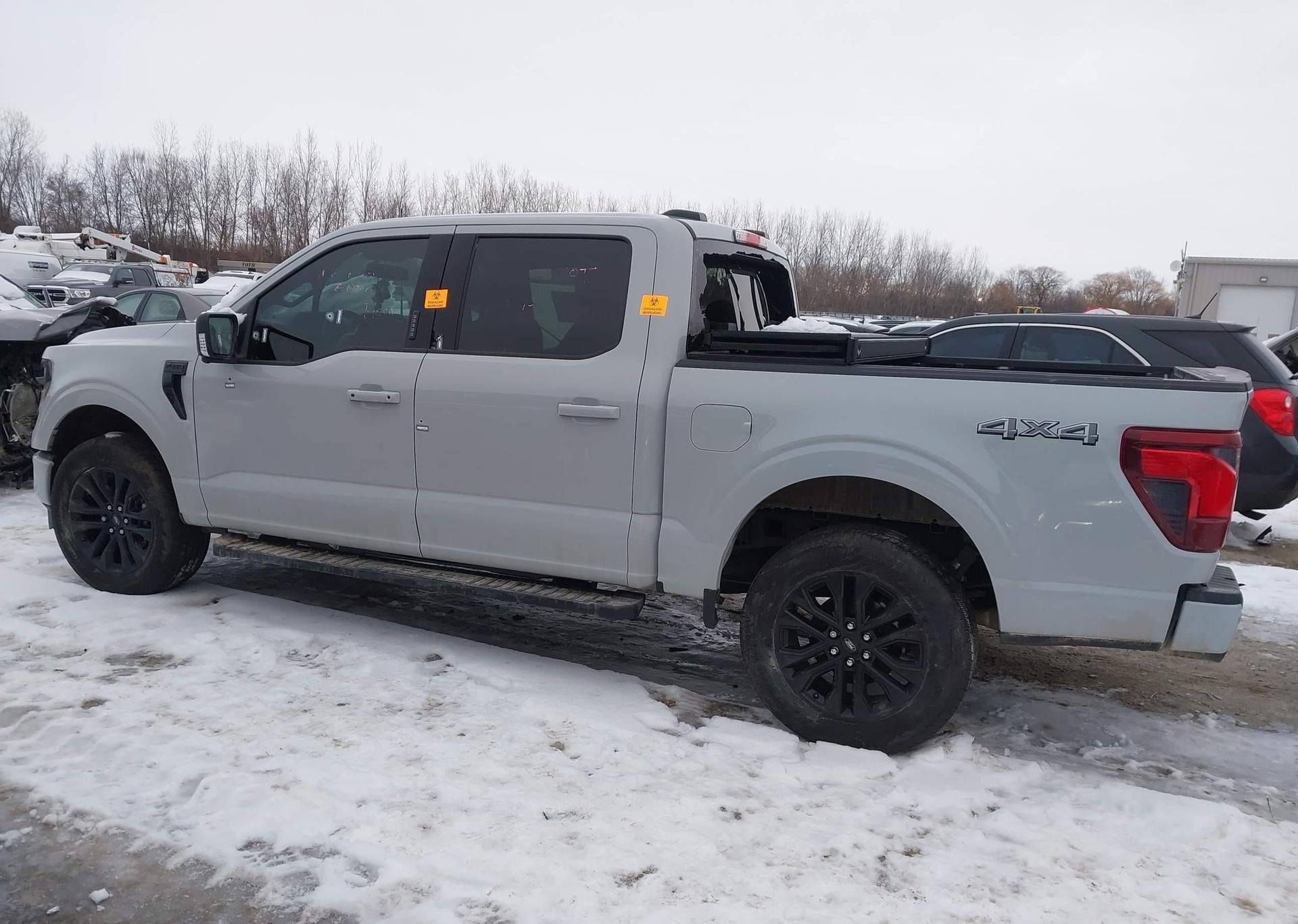 2024 FORD F-150 XLT