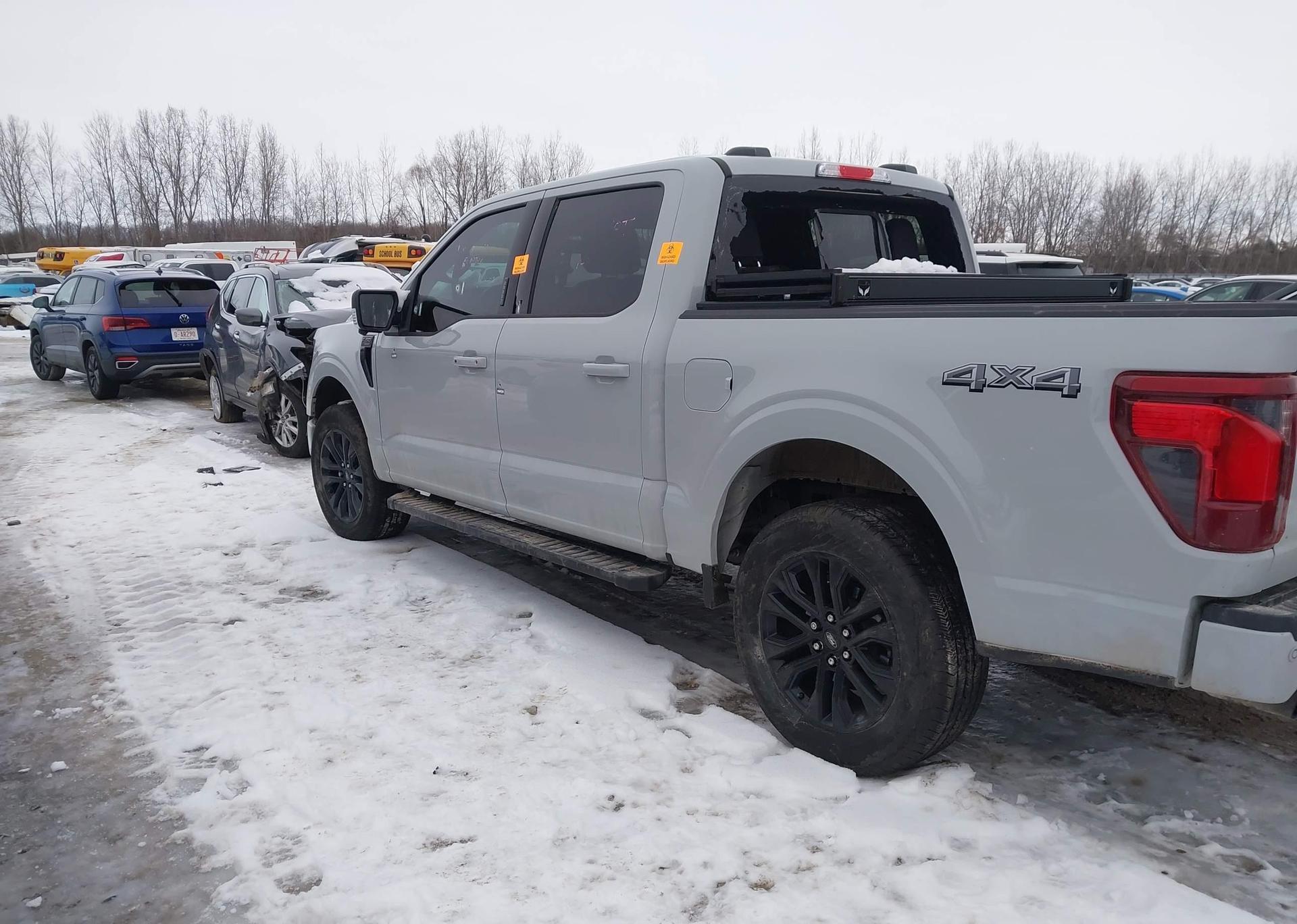 2024 FORD F-150 XLT