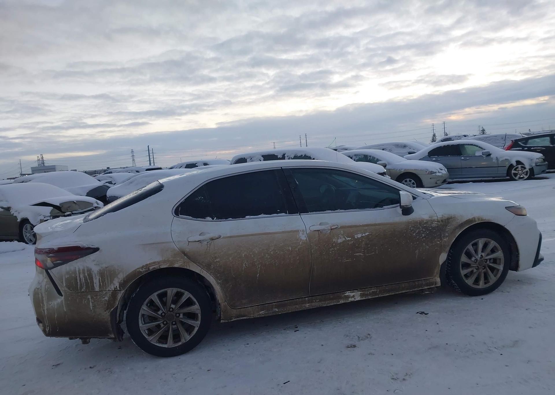 2022 TOYOTA CAMRY SE