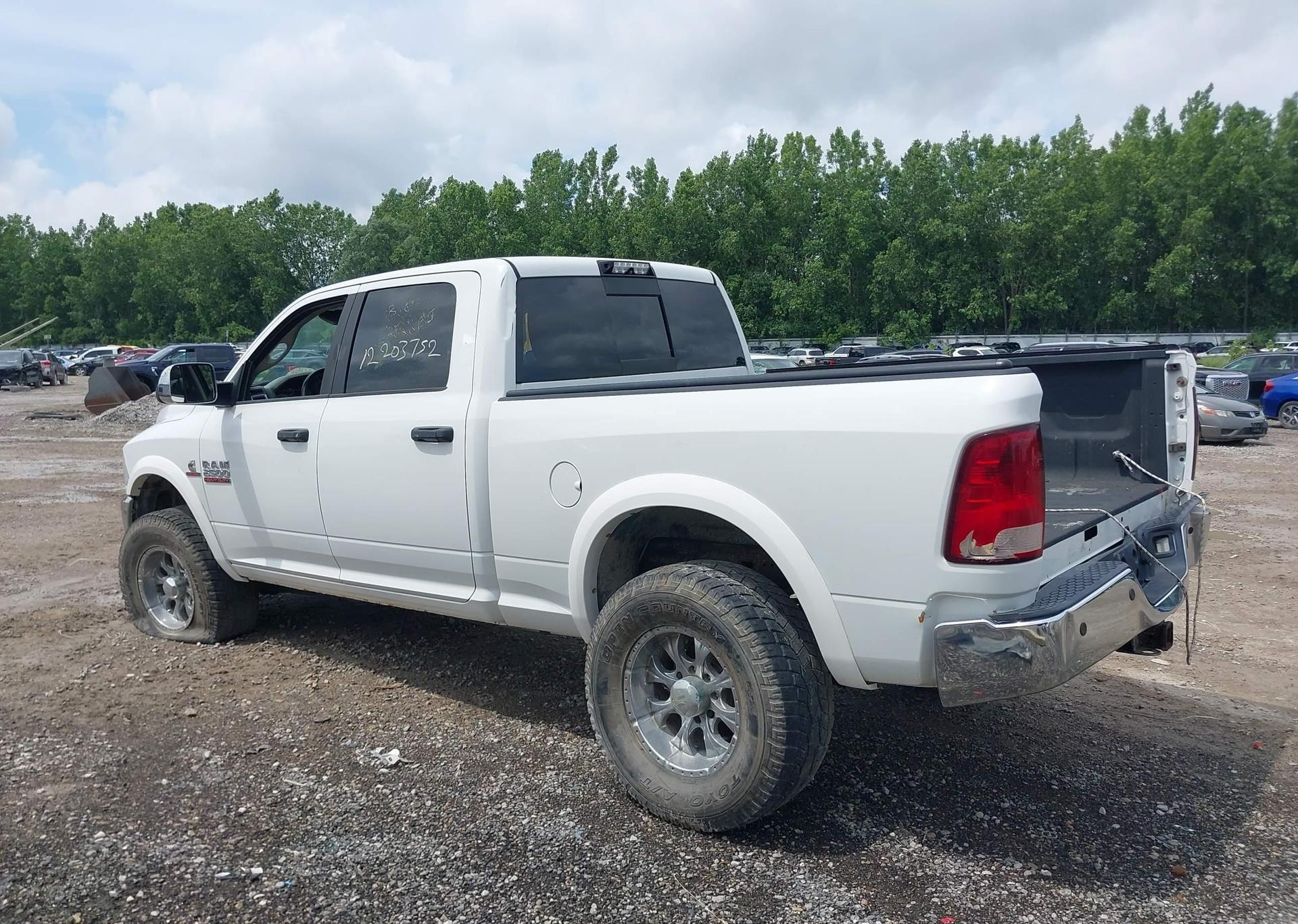 2014 RAM 2500 SLT