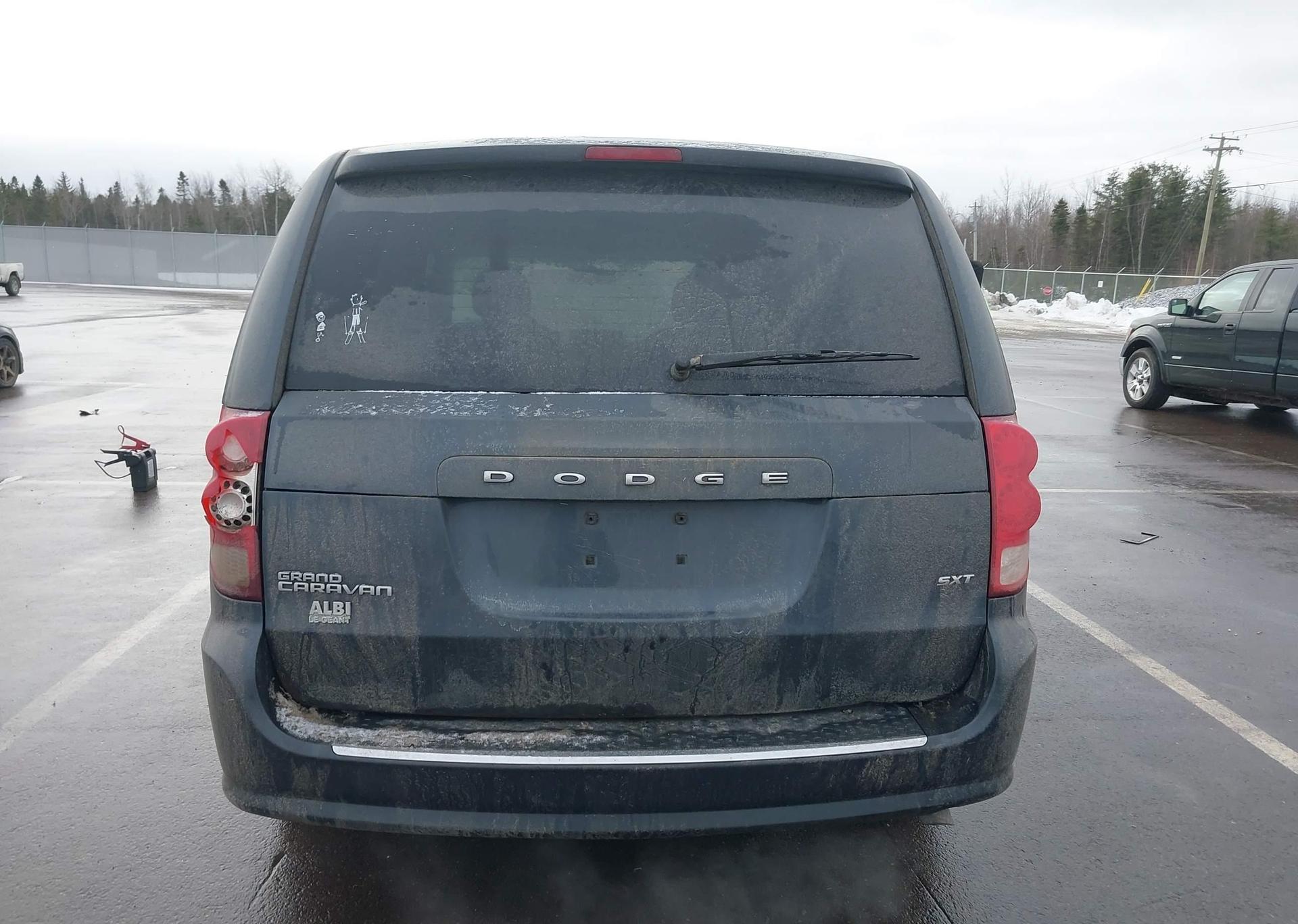 2014 DODGE GRAND CARAVAN SE