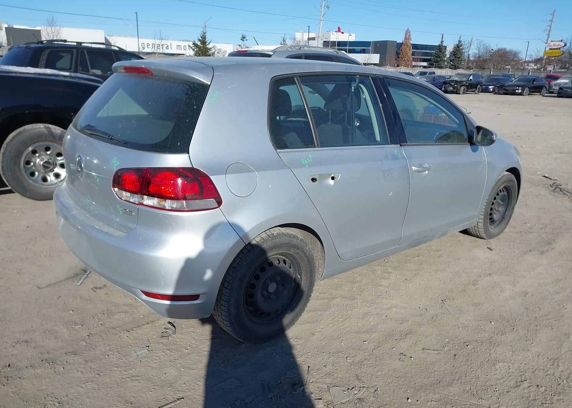 2012 VOLKSWAGEN GOLF