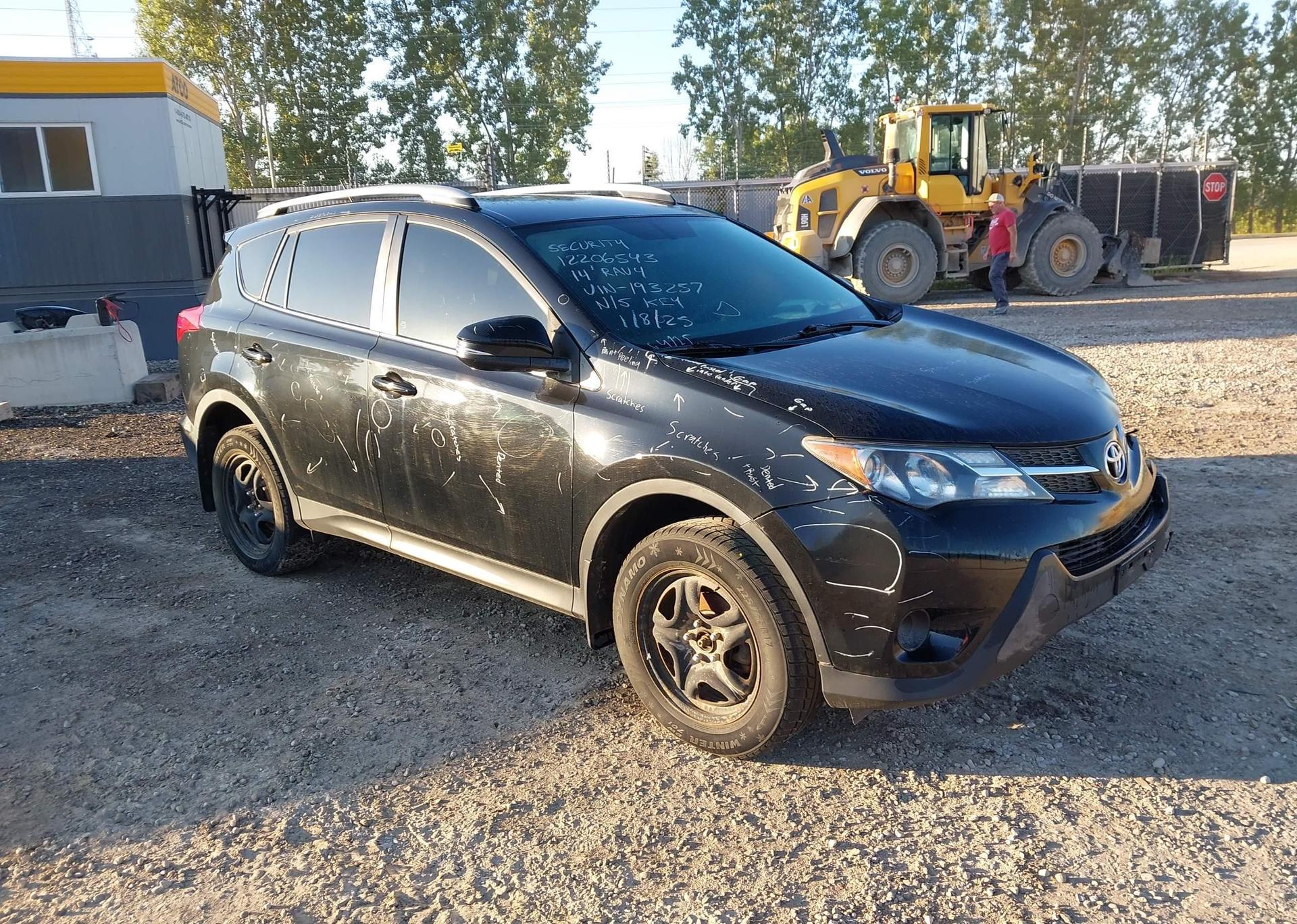 2014 TOYOTA RAV4 LE
