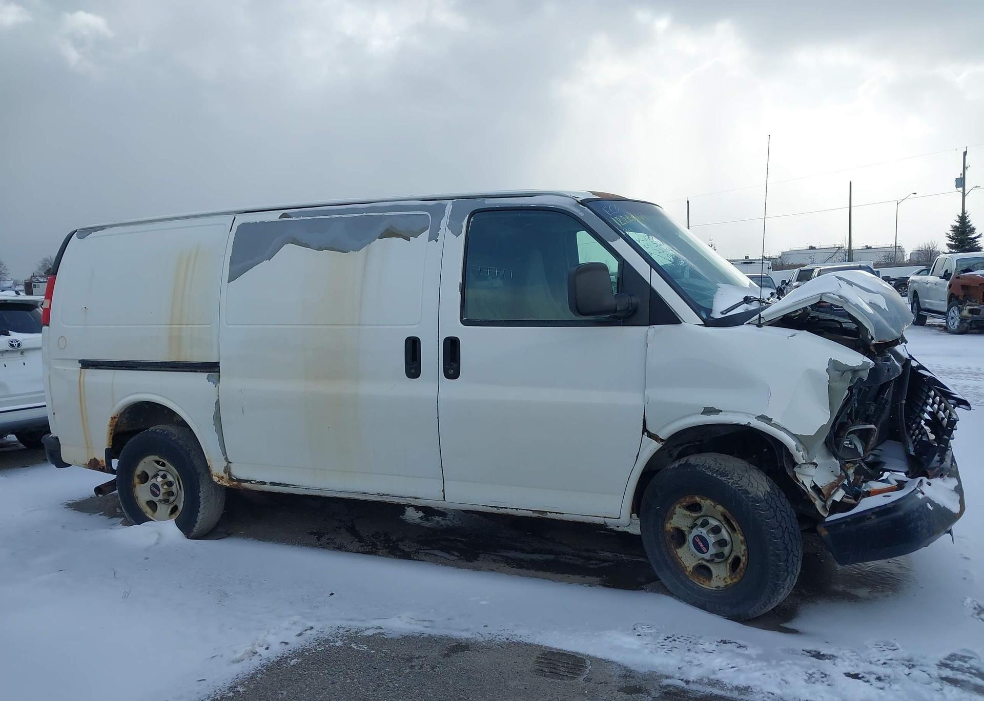 2009 GMC SAA CARGO