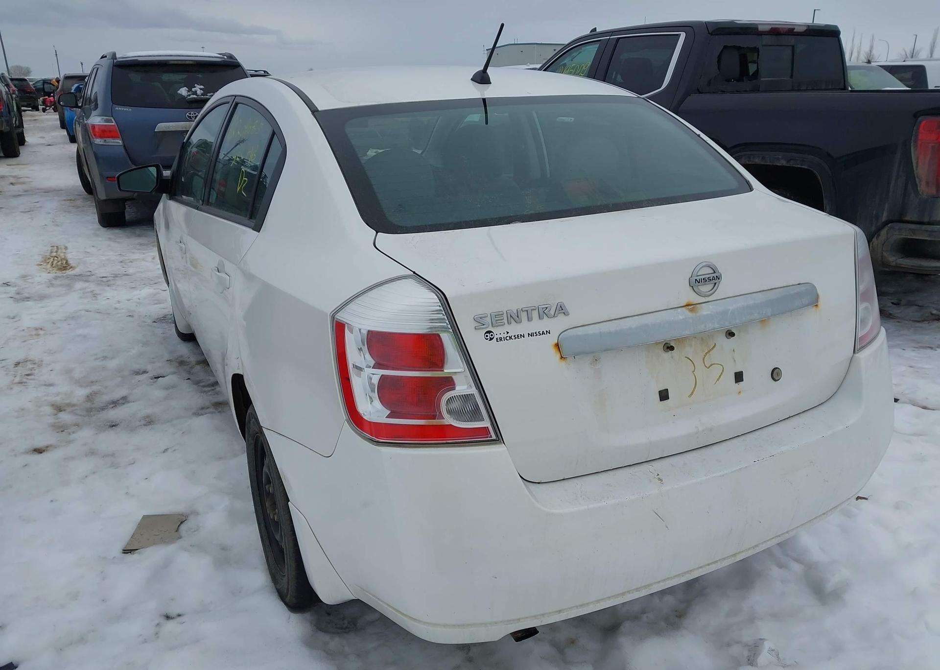 2011 NISSAN SENTRA 2.0