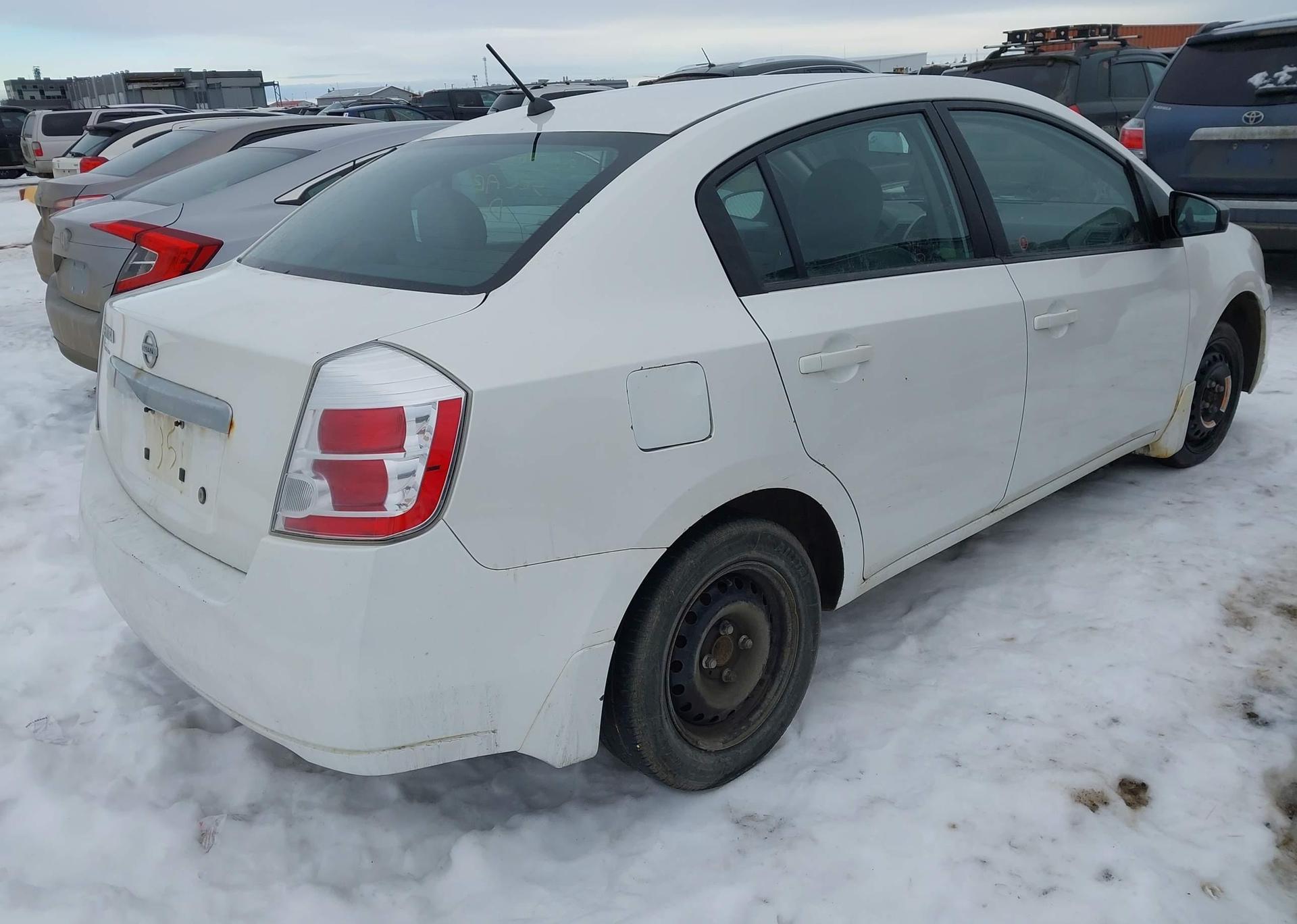 2011 NISSAN SENTRA 2.0