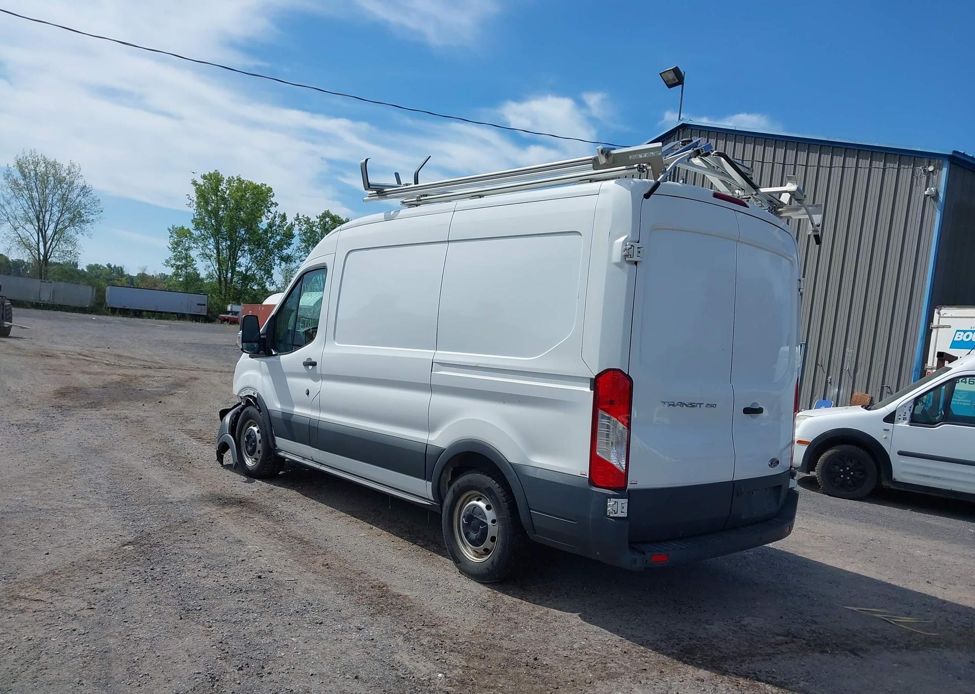 2017 FORD TRANSIT T-150