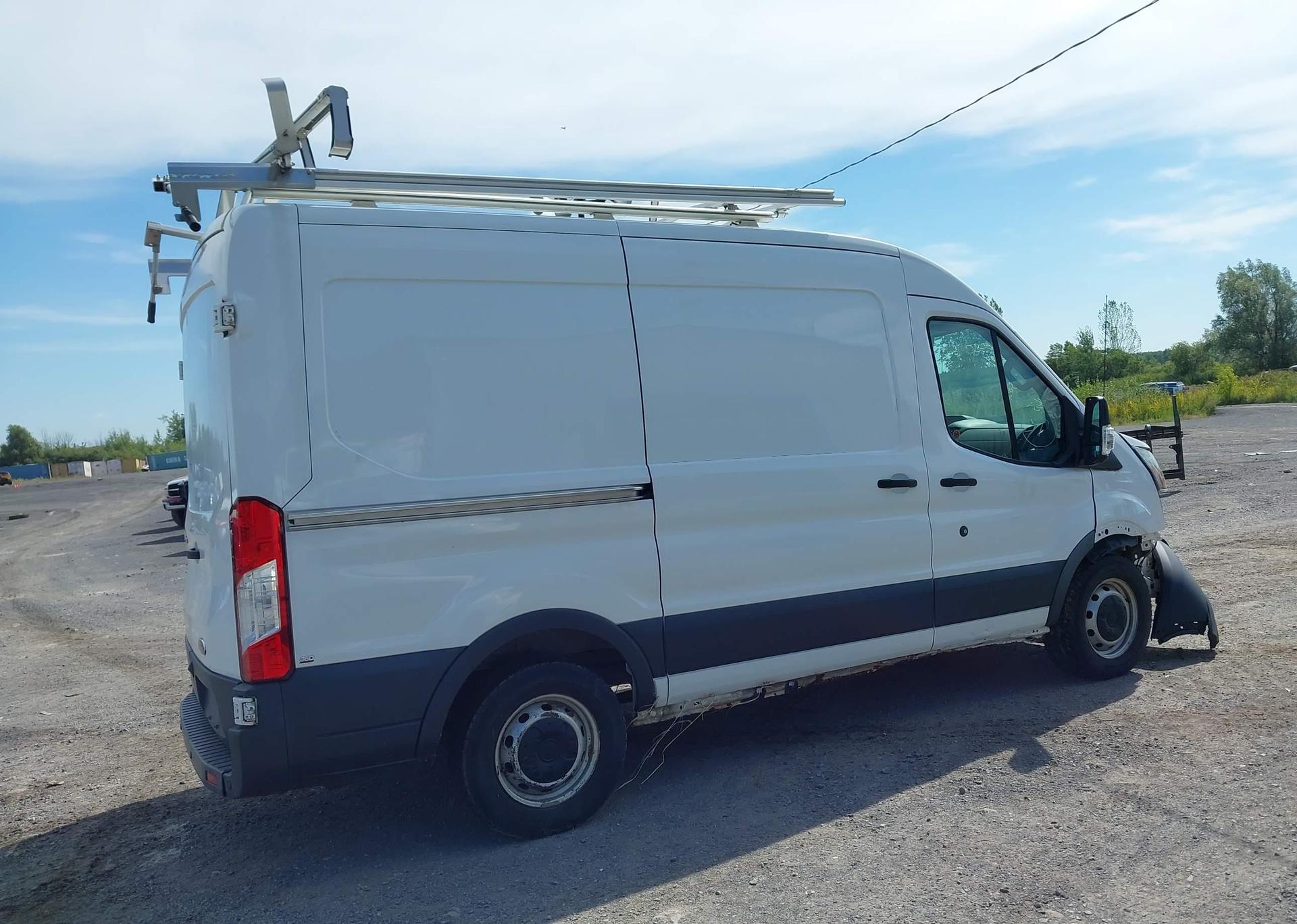 2017 FORD TRANSIT T-150