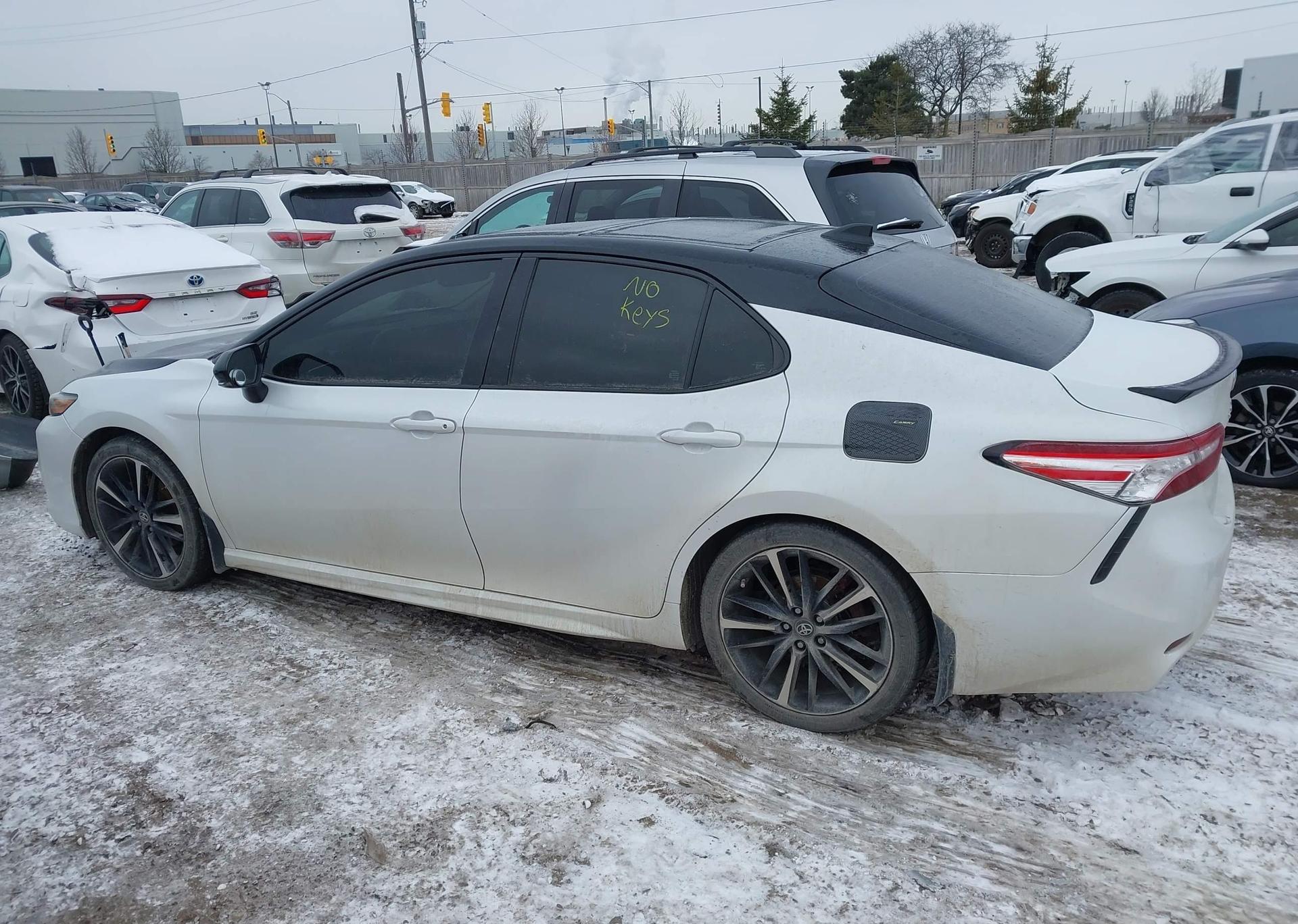 2018 TOYOTA CAMRY XSE