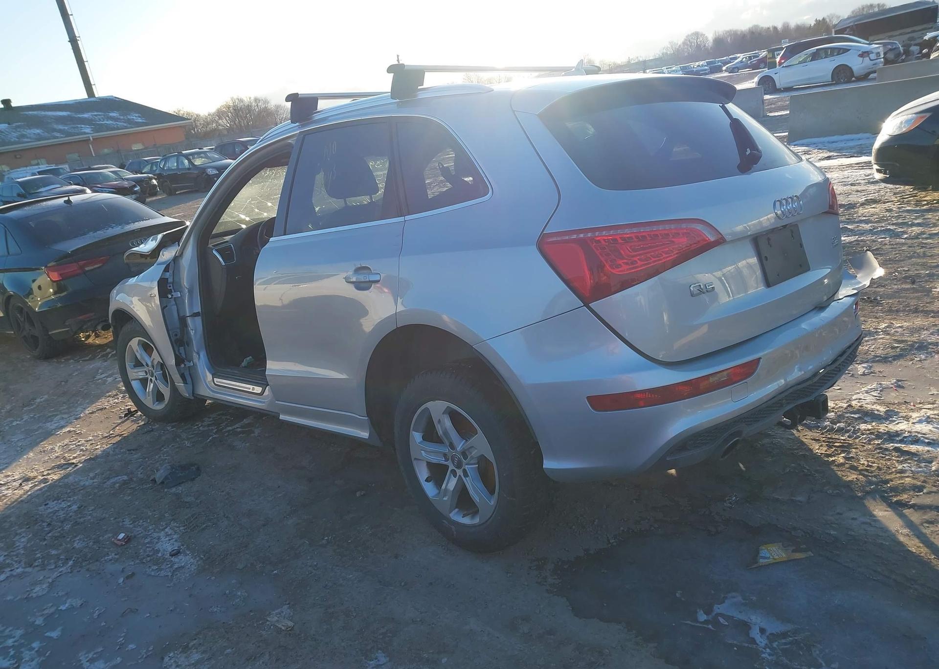 2011 AUDI Q5 PREMIUM PLUS