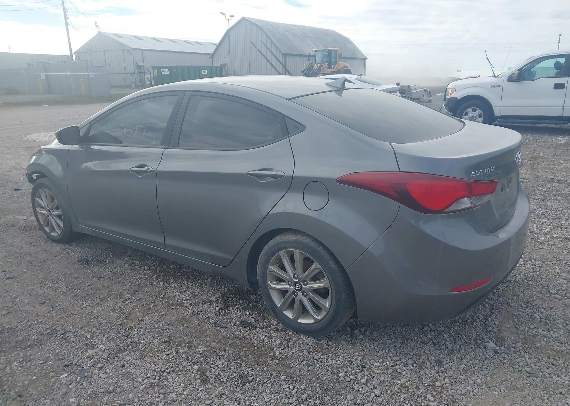 2014 HYUNDAI ELANTRA SE