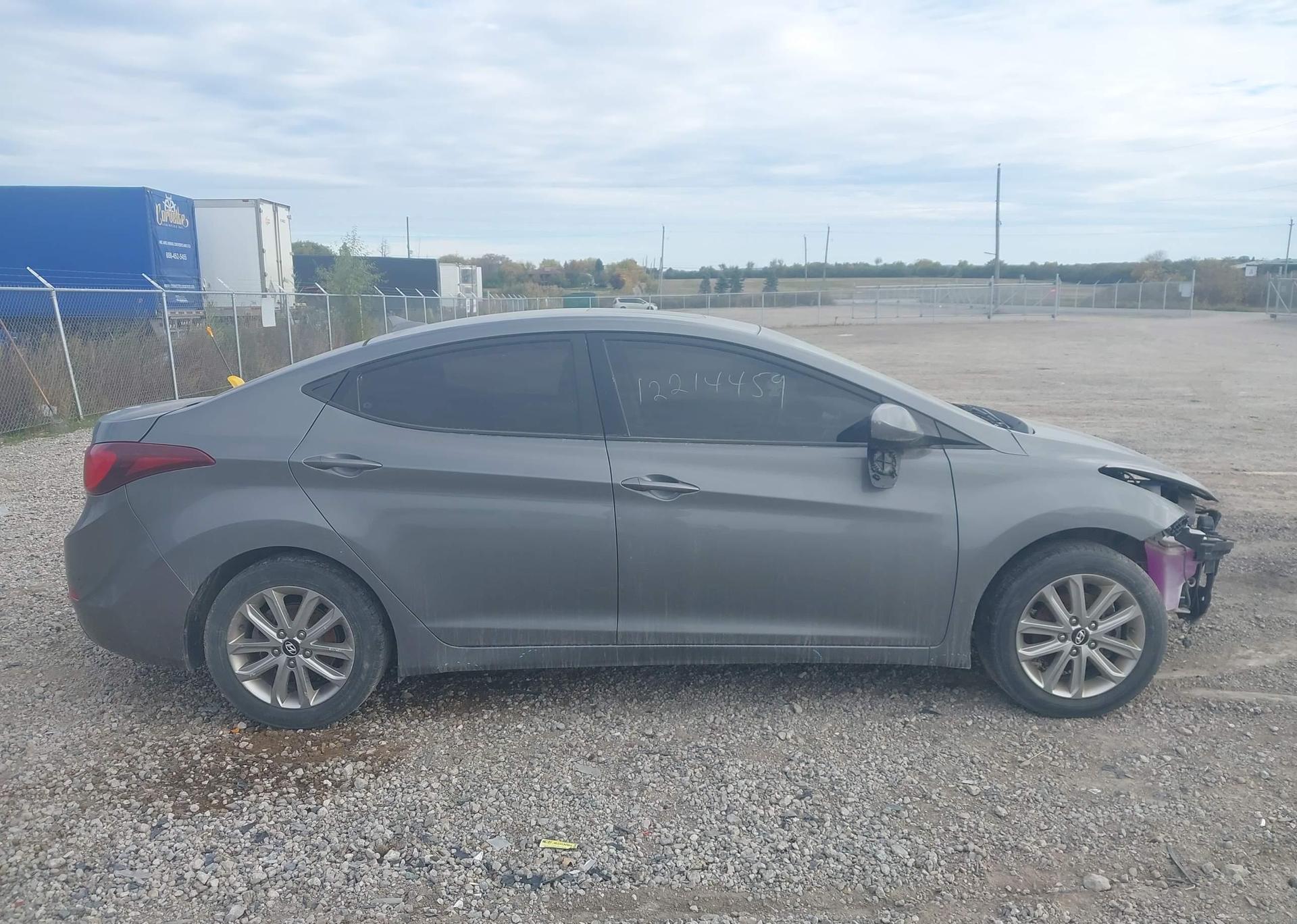 2014 HYUNDAI ELANTRA SE