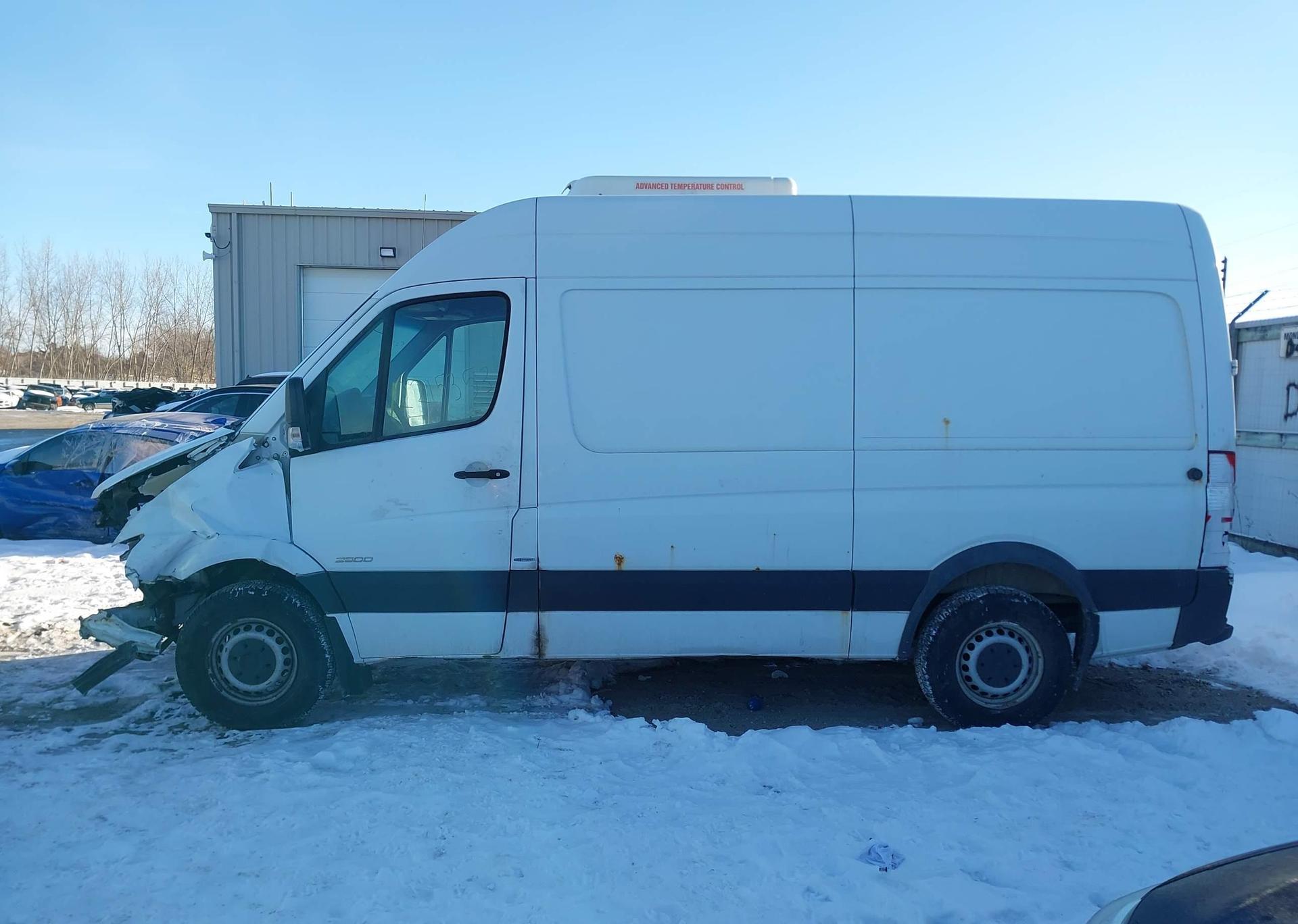 2016 MERCEDES-BENZ SPRINTER 2500