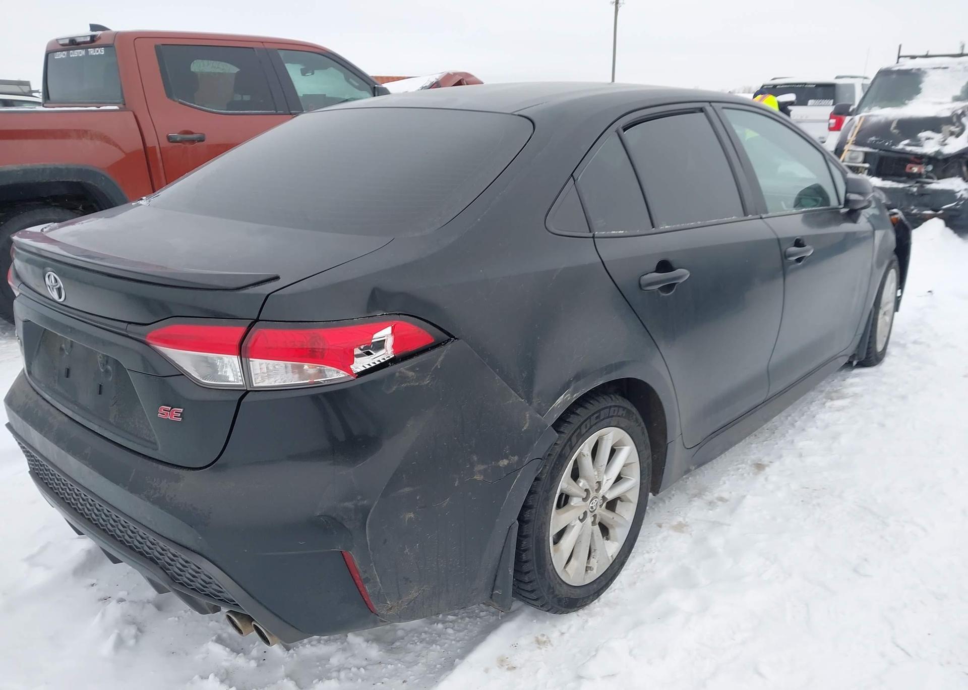 2021 TOYOTA COROLLA SE