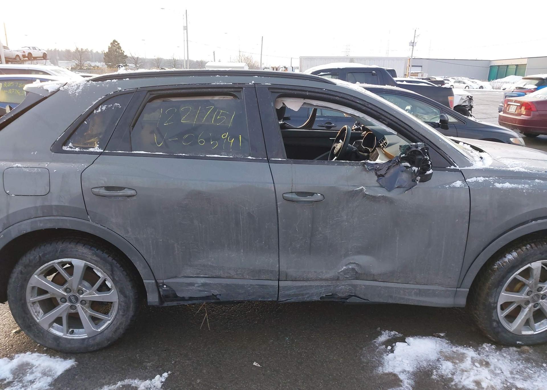 2023 AUDI Q3