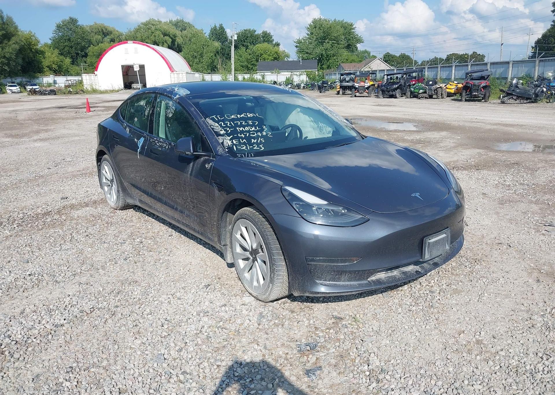2023 TESLA MODEL 3