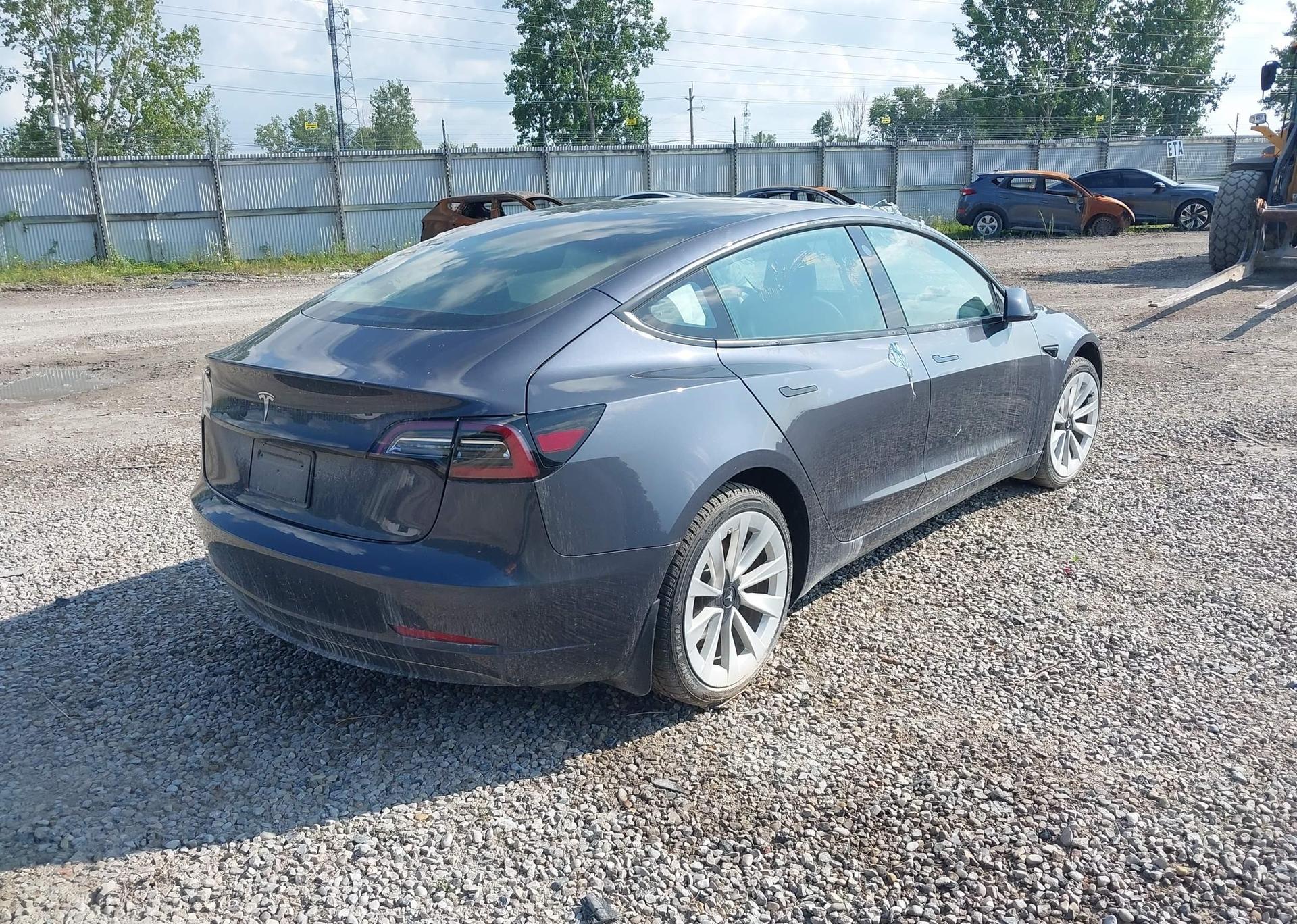 2023 TESLA MODEL 3