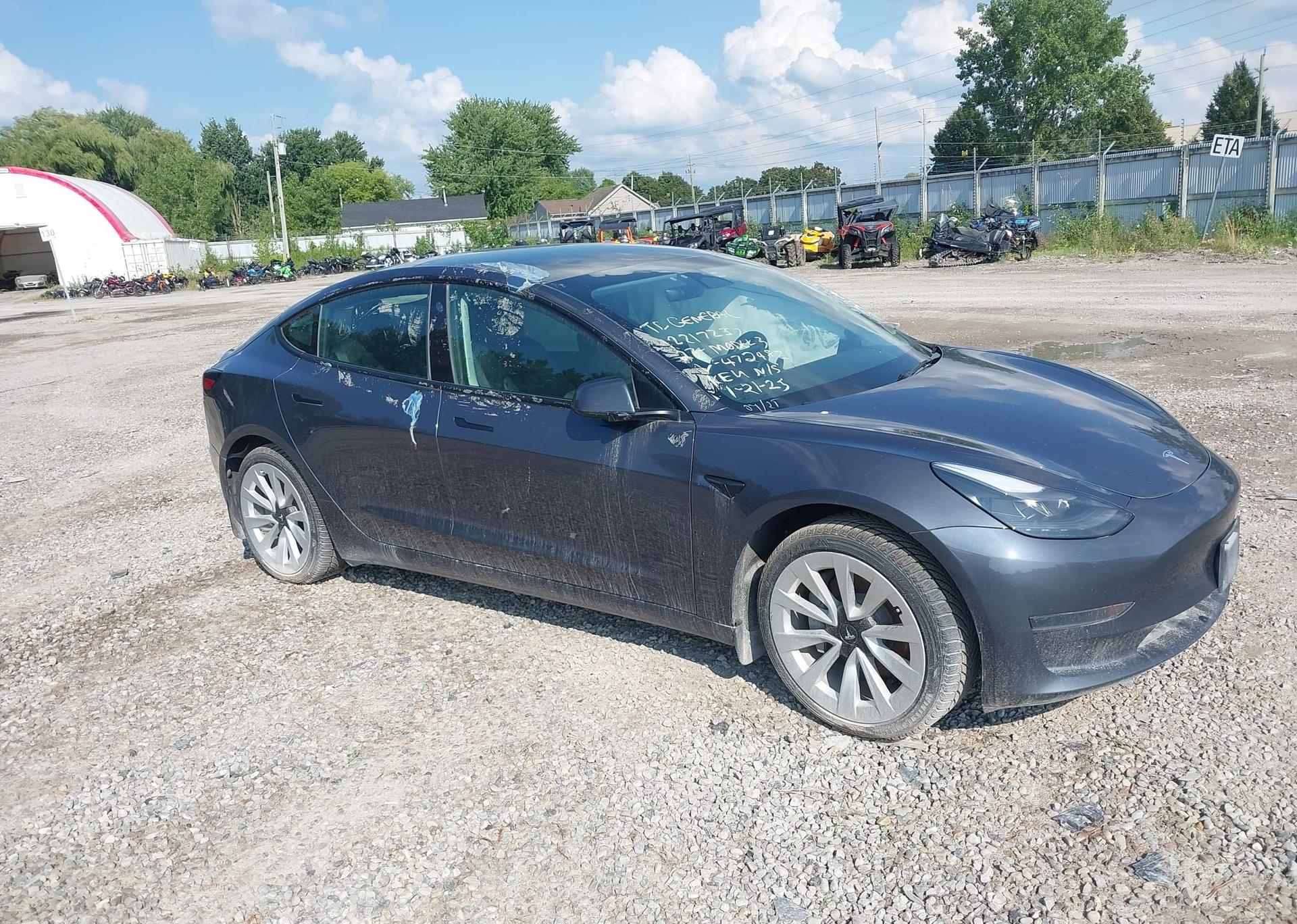 2023 TESLA MODEL 3