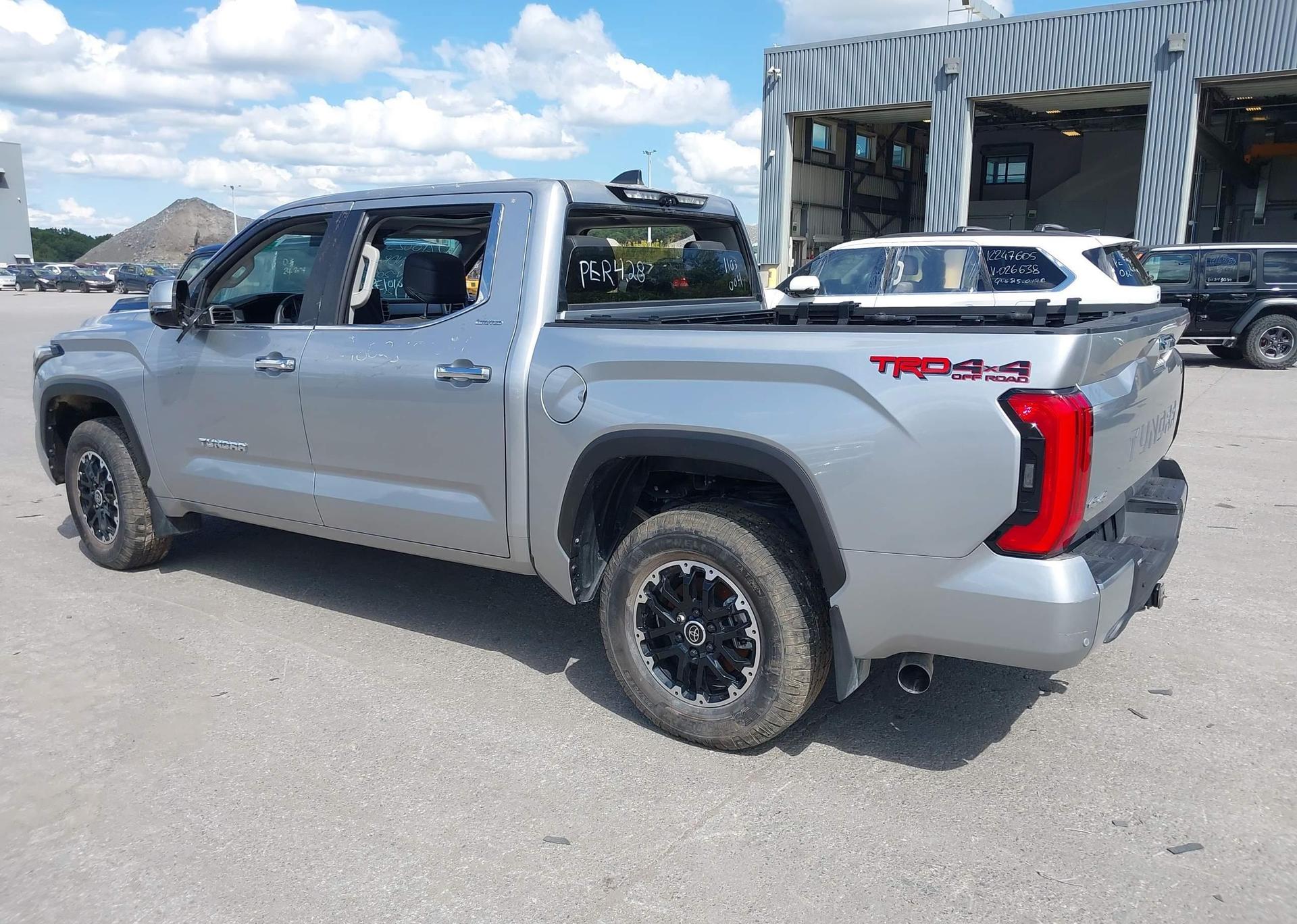 2024 TOYOTA TUNDRA CREWMAX LIMITED
