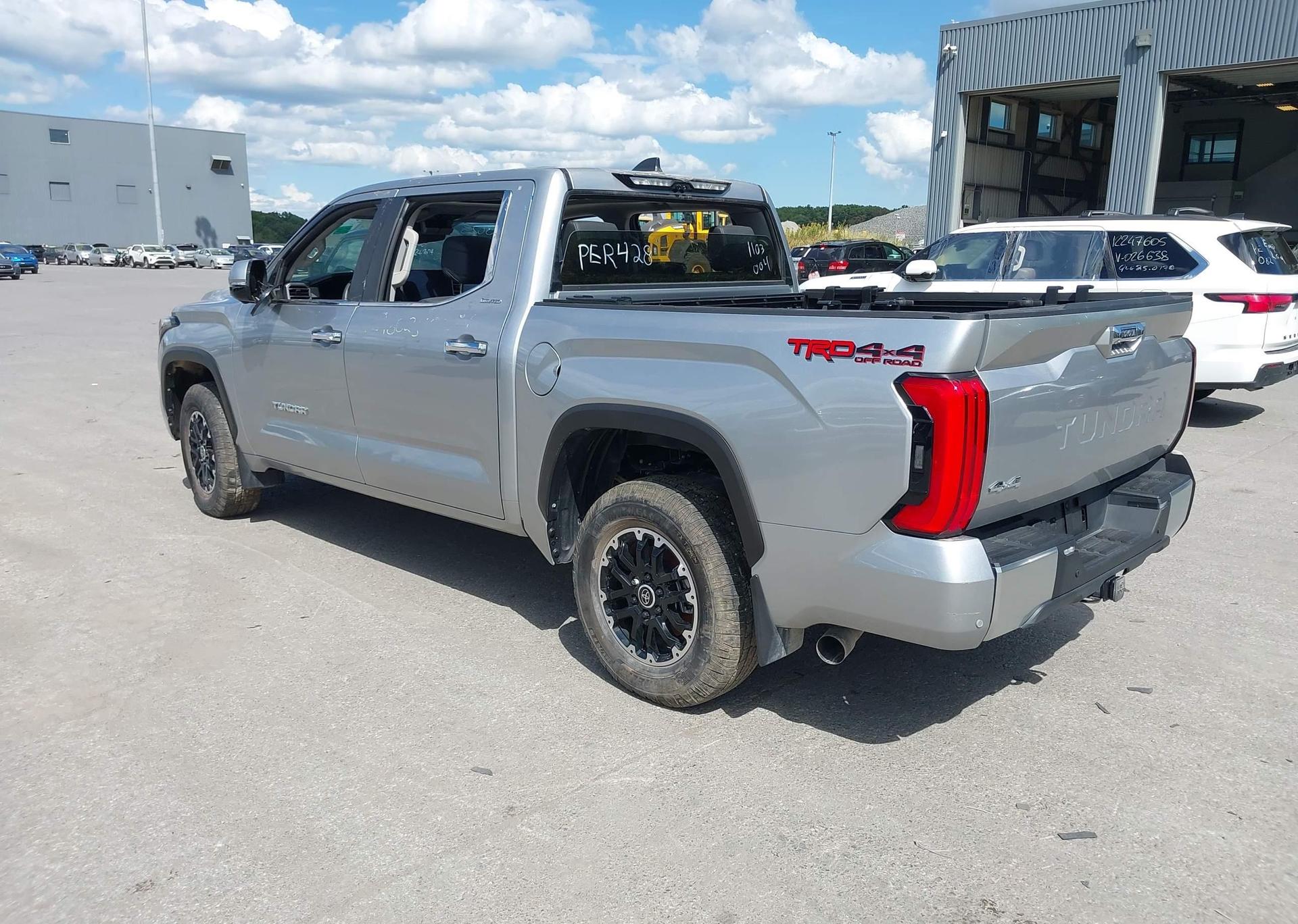 2024 TOYOTA TUNDRA CREWMAX LIMITED