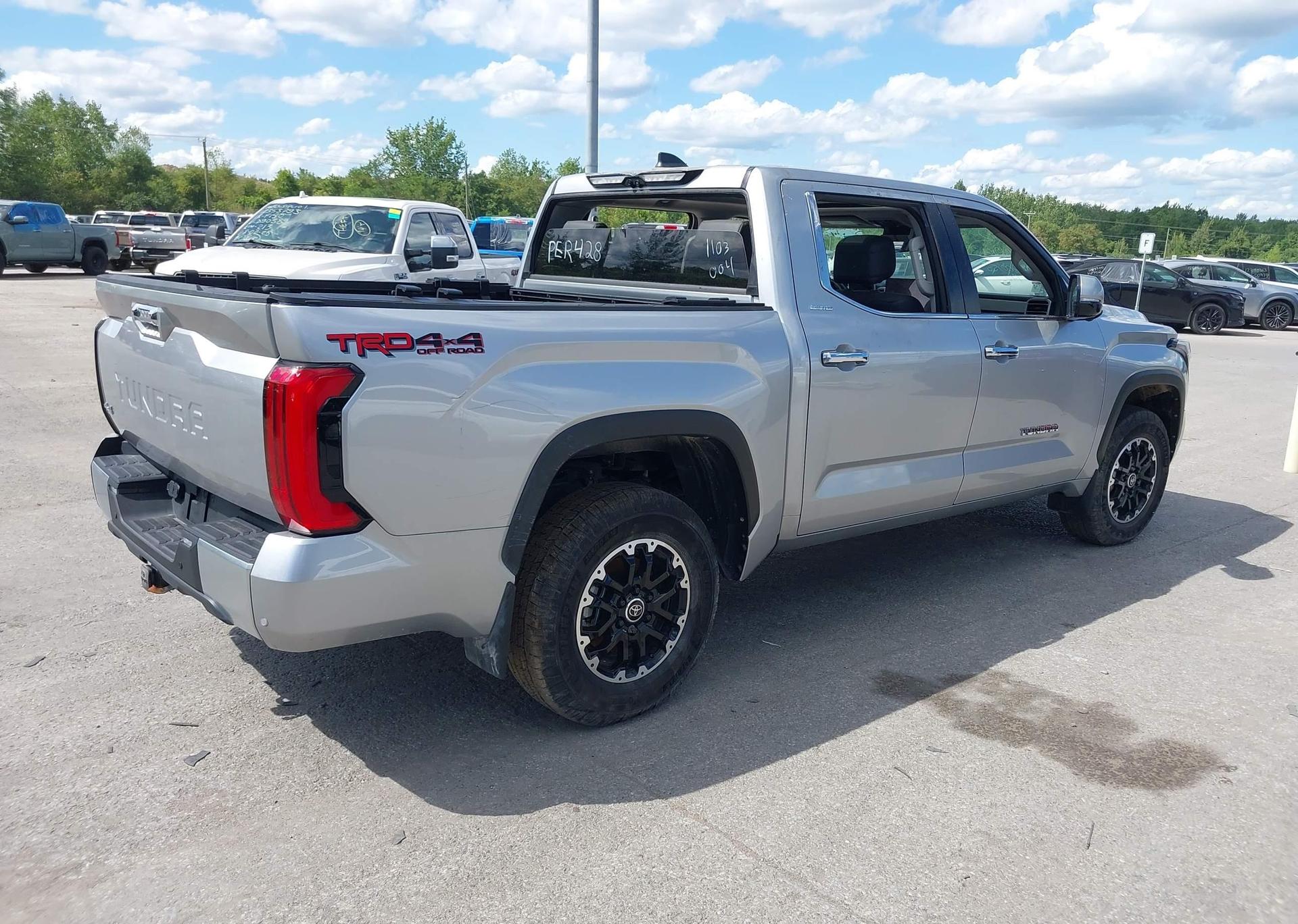 2024 TOYOTA TUNDRA CREWMAX LIMITED
