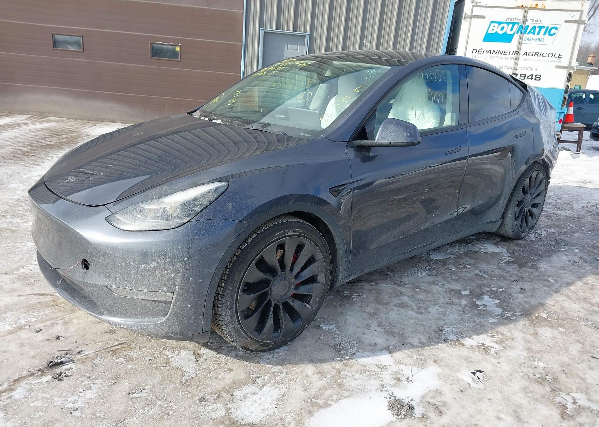 2023 TESLA MODEL Y PERFORMANCE