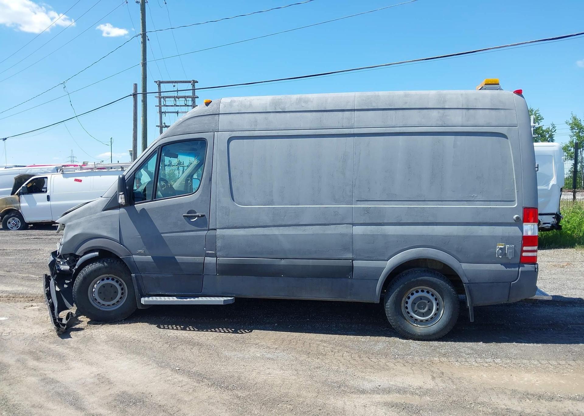 2011 MERCEDES-BENZ SPRINTER S