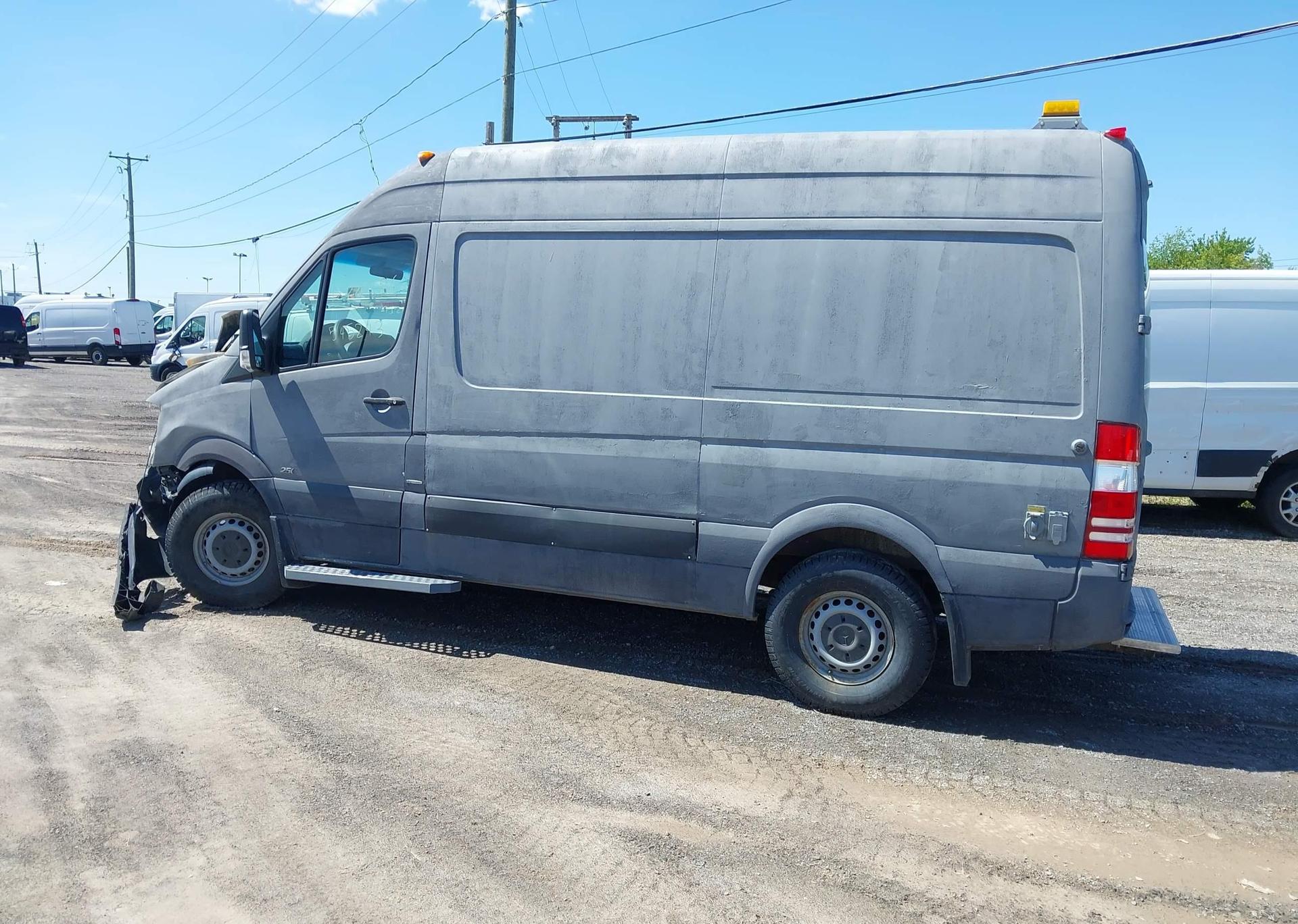 2011 MERCEDES-BENZ SPRINTER S